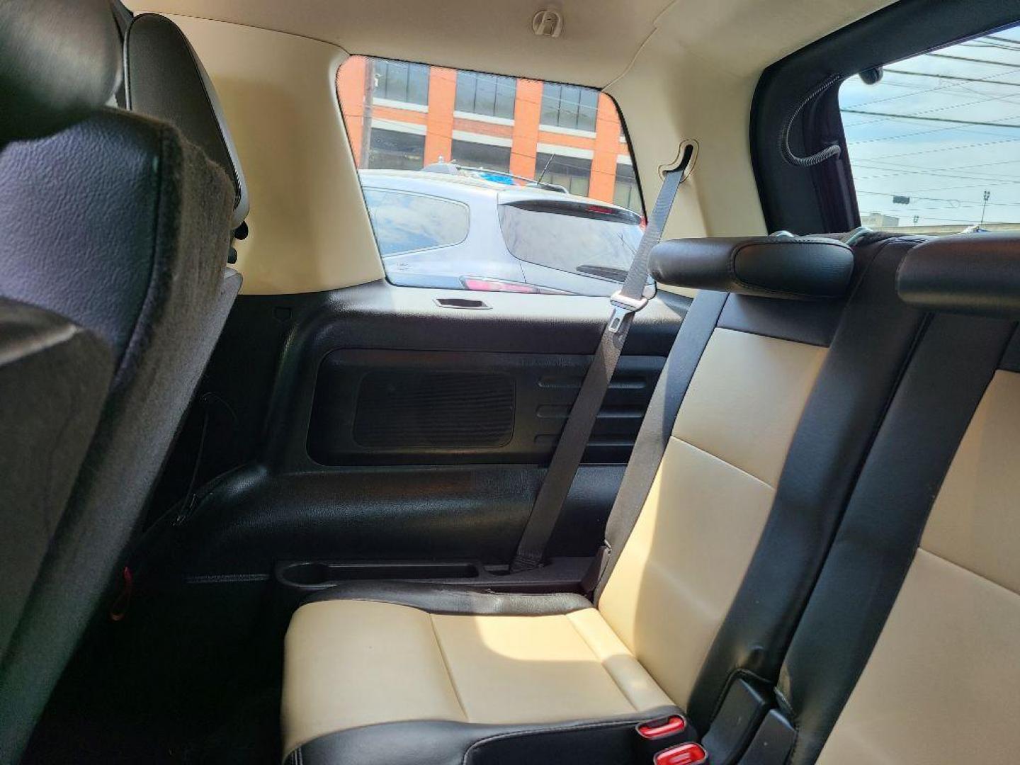2010 BLACK FORD EXPLORER EDDIE BAUER (1FMEU7EEXAU) with an 4.0L engine, Automatic transmission, located at 117 North Cameron Street, Harrisburg, PA, 17101, (717) 963-8962, 40.267021, -76.875351 - Photo#13