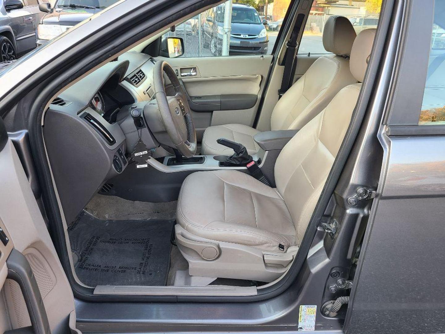 2010 GRAY FORD FOCUS SES (1FAHP3GNXAW) with an 2.0L engine, Automatic transmission, located at 117 North Cameron Street, Harrisburg, PA, 17101, (717) 963-8962, 40.267021, -76.875351 - WE FINANCE!!! Good Credit/ Bad Credit/ No Credit - ALL Trade-Ins Welcomed!!! ***Guaranteed Credit Approval*** APPLY ONLINE or CALL us TODAY ;) Internet Prices and Marketplace Prices are SPECIAL discounted ***CASH DEALS*** Retail Prices are higher. Please call us to discuss your cash and finan - Photo#12