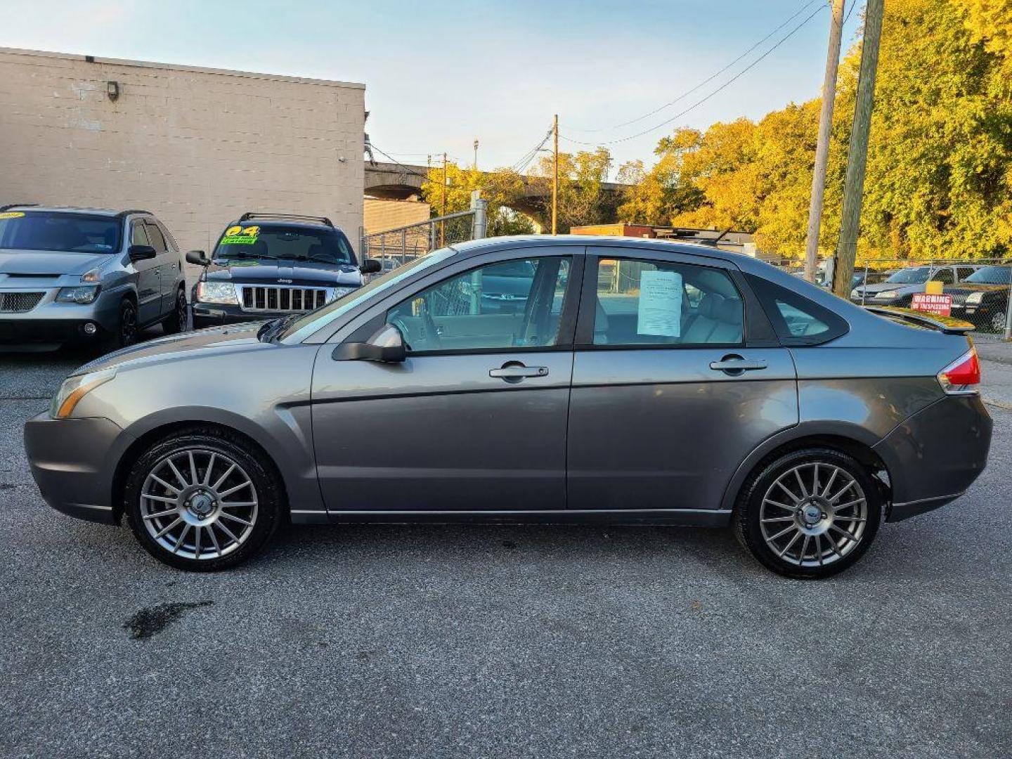 2010 GRAY FORD FOCUS SES (1FAHP3GNXAW) with an 2.0L engine, Automatic transmission, located at 117 North Cameron Street, Harrisburg, PA, 17101, (717) 963-8962, 40.267021, -76.875351 - WE FINANCE!!! Good Credit/ Bad Credit/ No Credit - ALL Trade-Ins Welcomed!!! ***Guaranteed Credit Approval*** APPLY ONLINE or CALL us TODAY ;) Internet Prices and Marketplace Prices are SPECIAL discounted ***CASH DEALS*** Retail Prices are higher. Please call us to discuss your cash and finan - Photo#1