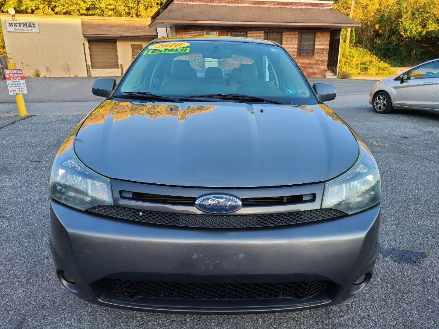 2010 GRAY FORD FOCUS SES (1FAHP3GNXAW) with an 2.0L engine, Automatic transmission, located at 117 North Cameron Street, Harrisburg, PA, 17101, (717) 963-8962, 40.267021, -76.875351 - WE FINANCE!!! Good Credit/ Bad Credit/ No Credit - ALL Trade-Ins Welcomed!!! ***Guaranteed Credit Approval*** APPLY ONLINE or CALL us TODAY ;) Internet Prices and Marketplace Prices are SPECIAL discounted ***CASH DEALS*** Retail Prices are higher. Please call us to discuss your cash and finan - Photo#7