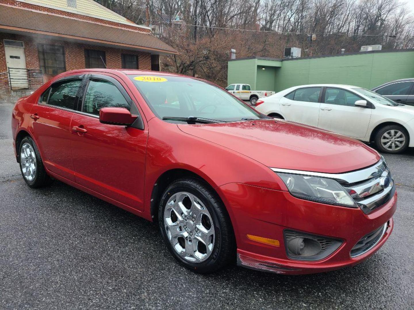2010 RED FORD FUSION SE (3FAHP0HA7AR) with an 2.5L engine, Automatic transmission, located at 7981 Paxton Street, Harrisburg, PA, 17111, (717) 561-2926, 40.261490, -76.749229 - WE FINANCE!!! Good Credit/ Bad Credit/ No Credit - ALL Trade-Ins Welcomed!!! ***Guaranteed Credit Approval*** APPLY ONLINE or CALL us TODAY ;) Internet Prices and Marketplace Prices are SPECIAL discounted ***CASH DEALS*** Retail Prices are higher. Please call us to discuss your cash and finan - Photo#6