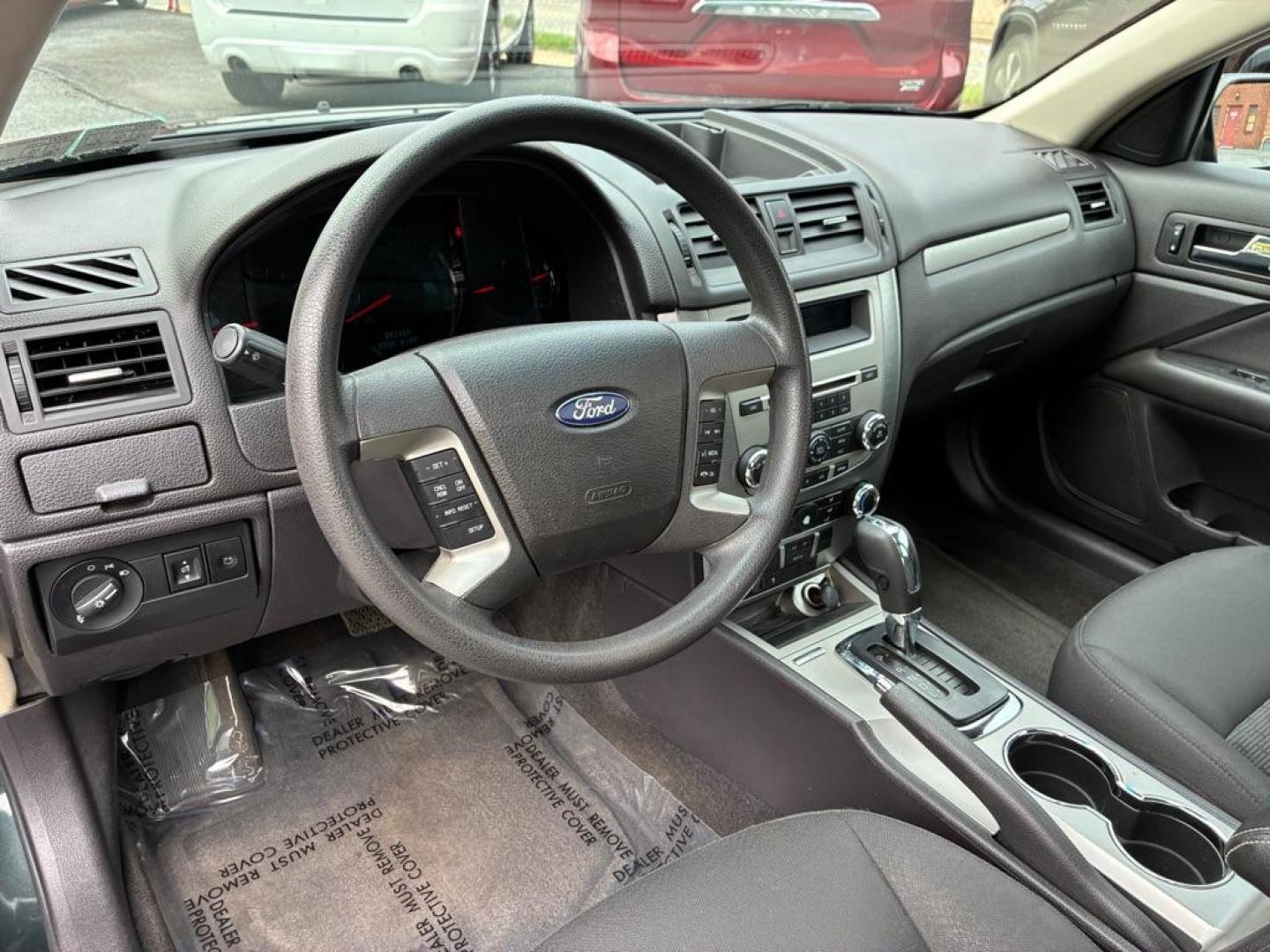 2010 GREEN FORD FUSION SE (3FAHP0HA6AR) with an 2.5L engine, Automatic transmission, located at 117 North Cameron Street, Harrisburg, PA, 17101, (717) 963-8962, 40.267021, -76.875351 - WE FINANCE!!! MOST vehicles are available for financing. Good Credit/ Challenged Credit/ No Credit - ALL Trade-Ins Welcomed!!! APPLY ONLINE or CALL us TODAY Please call us to discuss your cash and/or financing options. Thanks for checking our inventory! We're here to help. - Photo#14