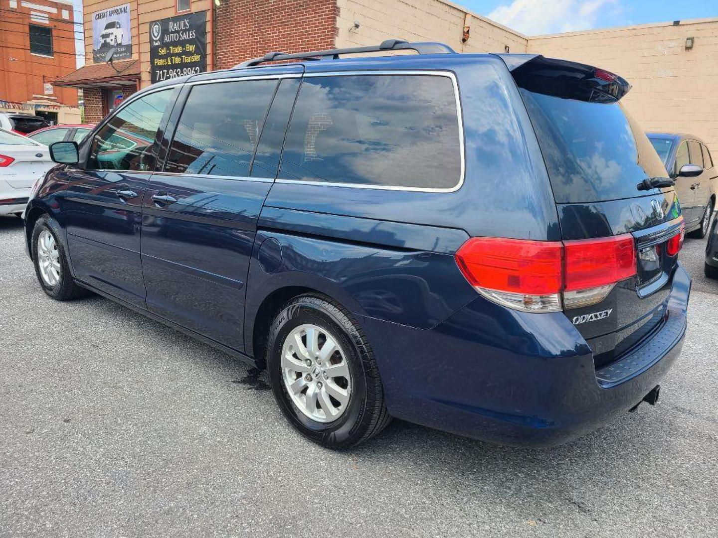 2010 BLUE HONDA ODYSSEY EX (5FNRL3H55AB) with an 3.5L engine, Automatic transmission, located at 117 North Cameron Street, Harrisburg, PA, 17101, (717) 963-8962, 40.267021, -76.875351 - WE FINANCE!!! Good Credit/ Bad Credit/ No Credit - ALL Trade-Ins Welcomed!!! ***Guaranteed Credit Approval*** APPLY ONLINE or CALL us TODAY ;) Internet Prices and Marketplace Prices are SPECIAL discounted ***CASH DEALS*** Retail Prices are higher. Please call us to discuss your cash and finan - Photo#2