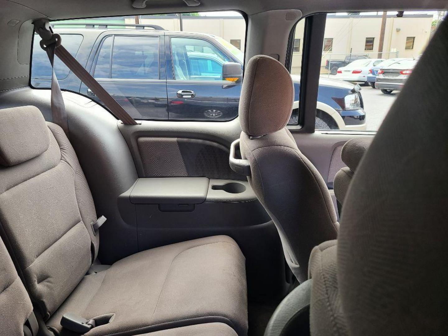 2010 BLUE HONDA ODYSSEY EX (5FNRL3H55AB) with an 3.5L engine, Automatic transmission, located at 117 North Cameron Street, Harrisburg, PA, 17101, (717) 963-8962, 40.267021, -76.875351 - WE FINANCE!!! Good Credit/ Bad Credit/ No Credit - ALL Trade-Ins Welcomed!!! ***Guaranteed Credit Approval*** APPLY ONLINE or CALL us TODAY ;) Internet Prices and Marketplace Prices are SPECIAL discounted ***CASH DEALS*** Retail Prices are higher. Please call us to discuss your cash and finan - Photo#10