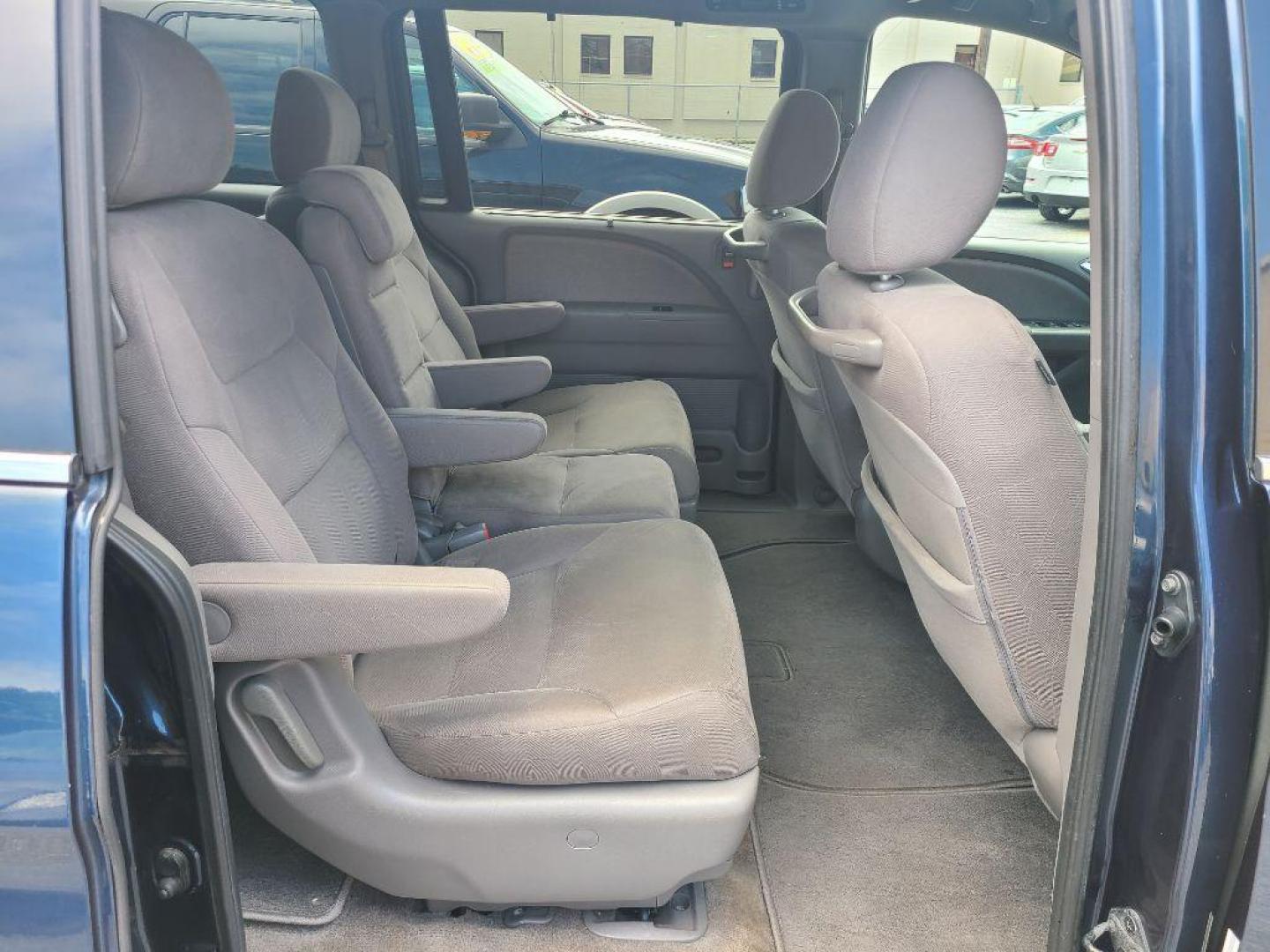2010 BLUE HONDA ODYSSEY EX (5FNRL3H55AB) with an 3.5L engine, Automatic transmission, located at 117 North Cameron Street, Harrisburg, PA, 17101, (717) 963-8962, 40.267021, -76.875351 - WE FINANCE!!! Good Credit/ Bad Credit/ No Credit - ALL Trade-Ins Welcomed!!! ***Guaranteed Credit Approval*** APPLY ONLINE or CALL us TODAY ;) Internet Prices and Marketplace Prices are SPECIAL discounted ***CASH DEALS*** Retail Prices are higher. Please call us to discuss your cash and finan - Photo#11
