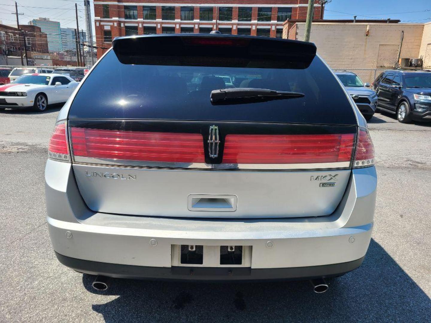 2010 SILVER LINCOLN MKX BASE (2LMDJ8JC3AB) with an 3.5L engine, Automatic transmission, located at 117 North Cameron Street, Harrisburg, PA, 17101, (717) 963-8962, 40.267021, -76.875351 - WE FINANCE!!! Good Credit/ Bad Credit/ No Credit - ALL Trade-Ins Welcomed!!! ***Guaranteed Credit Approval*** APPLY ONLINE or CALL us TODAY ;) Internet Prices and Marketplace Prices are SPECIAL discounted ***CASH DEALS*** Retail Prices are higher. Please call us to discuss your cash and finan - Photo#1