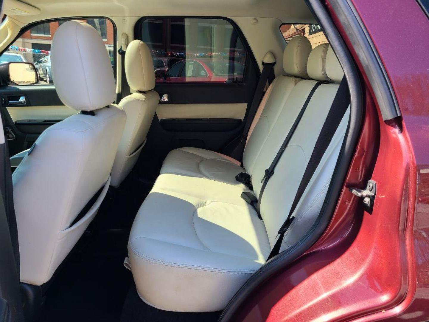 2010 RED MERCURY MARINER PREMIER VOGUE EDITION (4M2CN9H74AK) with an 2.5L engine, Automatic transmission, located at 117 North Cameron Street, Harrisburg, PA, 17101, (717) 963-8962, 40.267021, -76.875351 - WE FINANCE!!! Good Credit/ Bad Credit/ No Credit - ALL Trade-Ins Welcomed!!! ***Guaranteed Credit Approval*** APPLY ONLINE or CALL us TODAY ;) Internet Prices and Marketplace Prices are SPECIAL discounted ***CASH DEALS*** Retail Prices are higher. Please call us to discuss your cash and finan - Photo#14