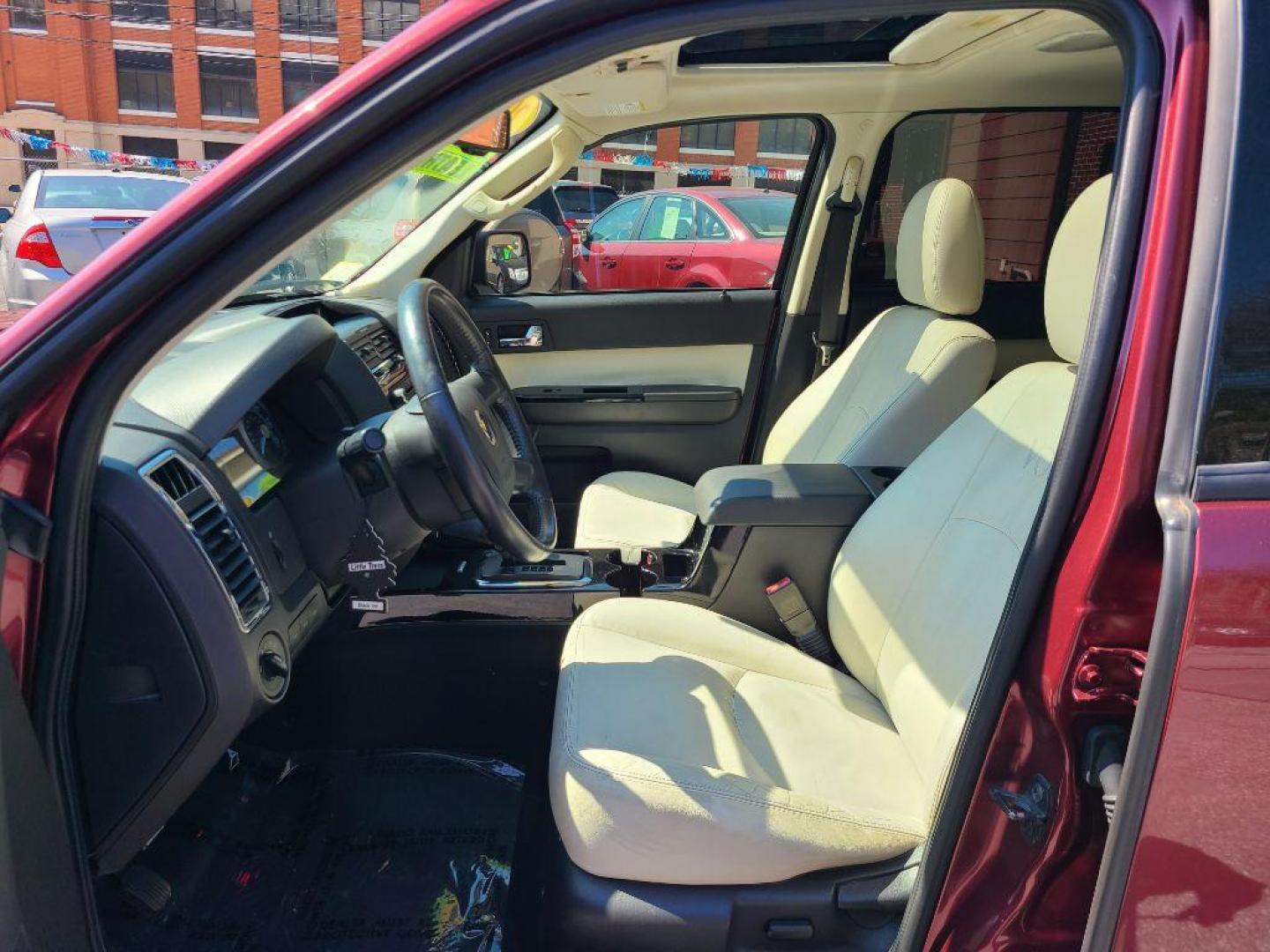 2010 RED MERCURY MARINER PREMIER VOGUE EDITION (4M2CN9H74AK) with an 2.5L engine, Automatic transmission, located at 117 North Cameron Street, Harrisburg, PA, 17101, (717) 963-8962, 40.267021, -76.875351 - WE FINANCE!!! Good Credit/ Bad Credit/ No Credit - ALL Trade-Ins Welcomed!!! ***Guaranteed Credit Approval*** APPLY ONLINE or CALL us TODAY ;) Internet Prices and Marketplace Prices are SPECIAL discounted ***CASH DEALS*** Retail Prices are higher. Please call us to discuss your cash and finan - Photo#15