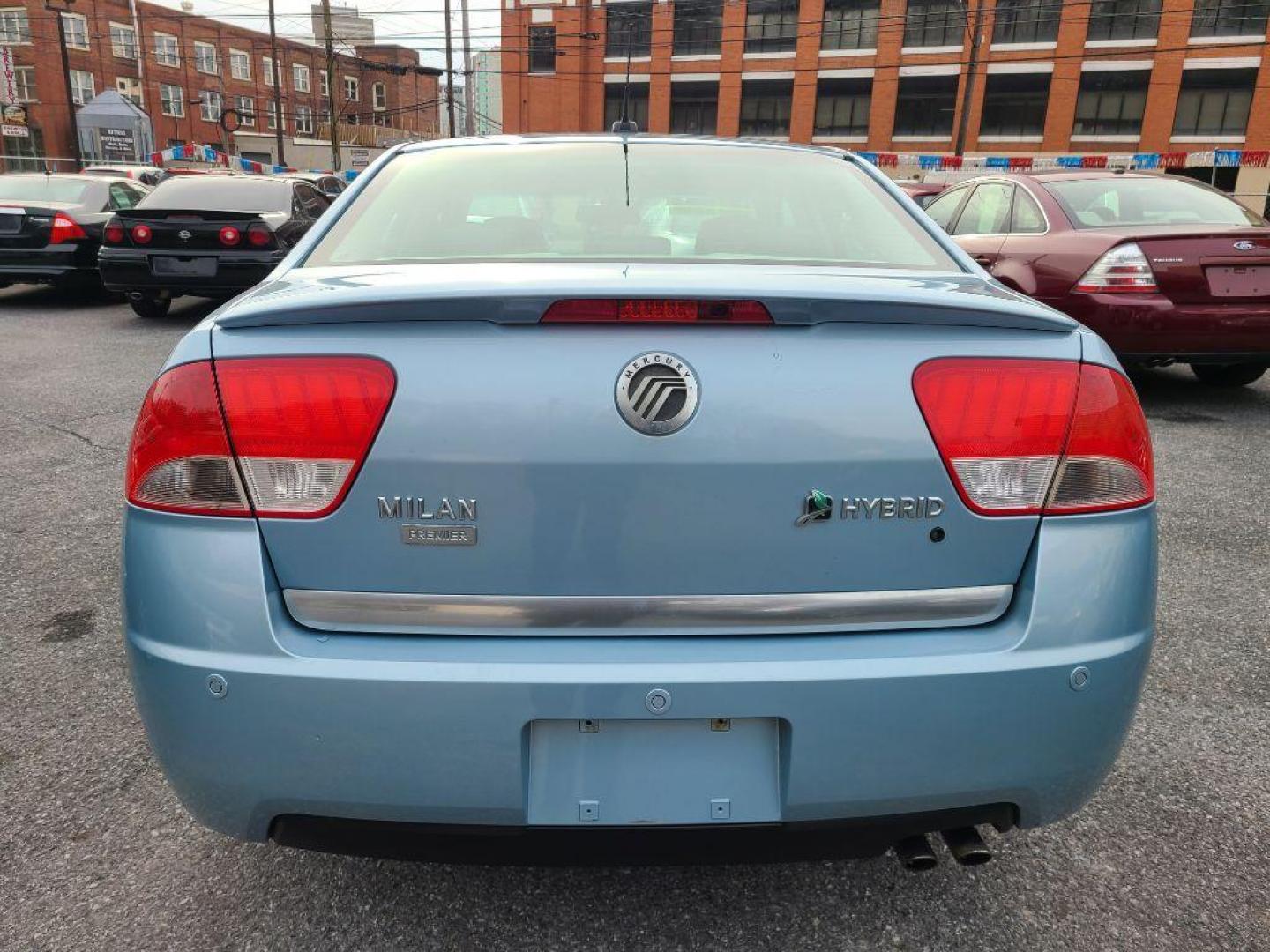 2010 BLUE MERCURY MILAN HYBRID (3MEDM0L39AR) with an 2.5L engine, Continuously Variable transmission, located at 117 North Cameron Street, Harrisburg, PA, 17101, (717) 963-8962, 40.267021, -76.875351 - WE FINANCE!!! Good Credit/ Bad Credit/ No Credit - ALL Trade-Ins Welcomed!!! ***Guaranteed Credit Approval*** APPLY ONLINE or CALL us TODAY ;) Internet Prices and Marketplace Prices are SPECIAL discounted ***CASH DEALS*** Retail Prices are higher. Please call us to discuss your cash and finan - Photo#3