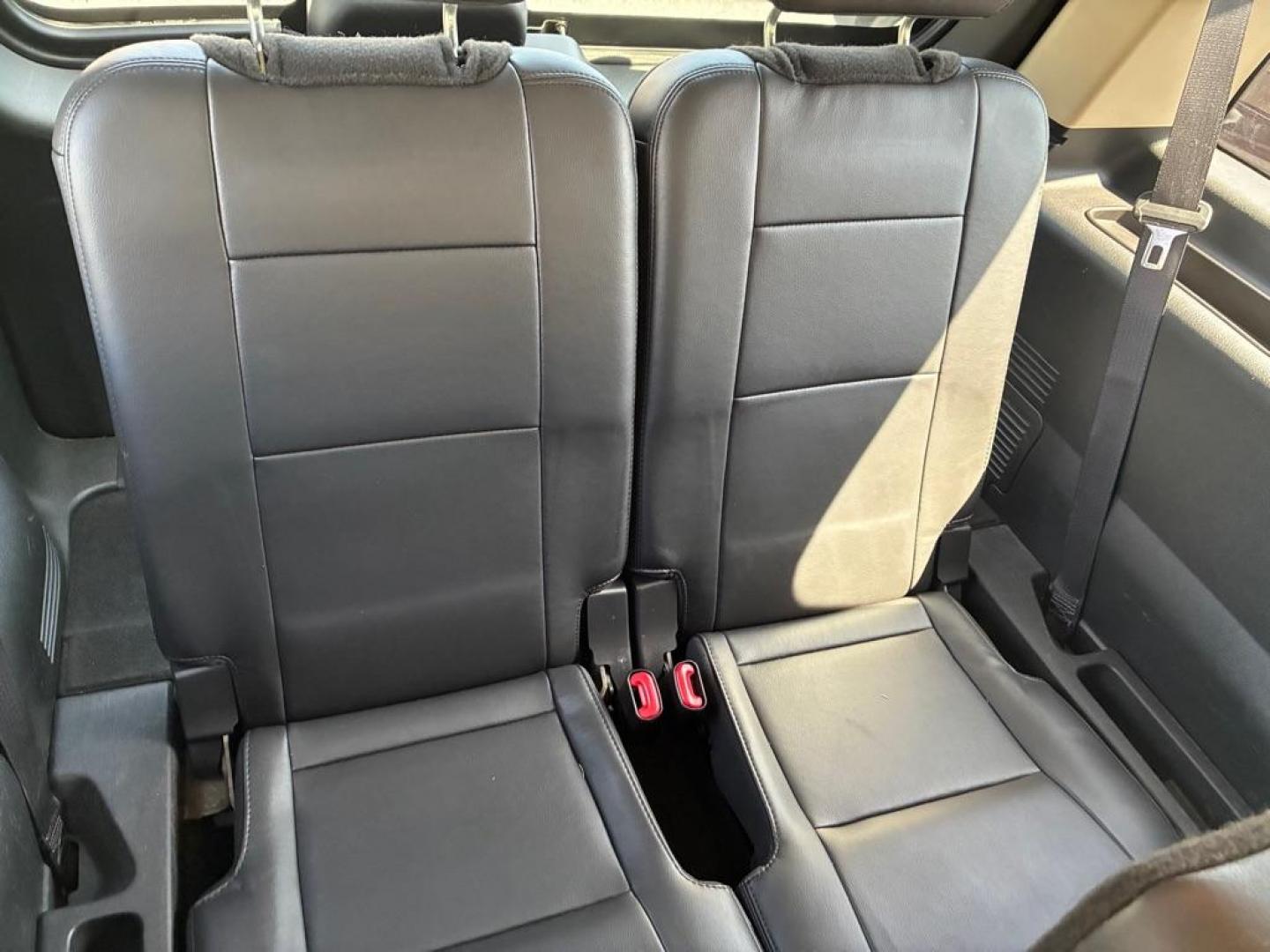 2010 GRAY MERCURY MOUNTAINEER PREMIER (4M2EN4JE6AU) with an 4.0L engine, Automatic transmission, located at 117 North Cameron Street, Harrisburg, PA, 17101, (717) 963-8962, 40.267021, -76.875351 - WE FINANCE!!! Good Credit/ Challenged Credit/ No Credit - ALL Trade-Ins Welcomed!!! APPLY ONLINE or CALL us TODAY ;) Please call us to discuss your cash and/or financing options. - Photo#10