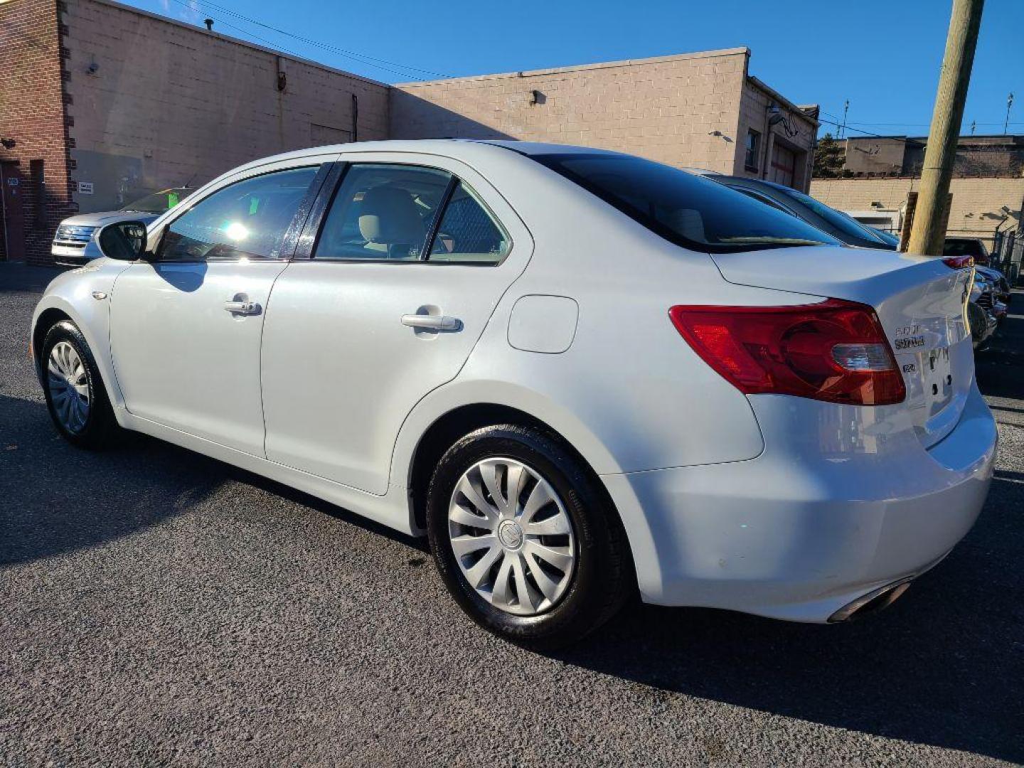 2010 WHITE SUZUKI KIZASHI S (JS2RF9A16A6) with an 2.4L engine, Continuously Variable transmission, located at 117 North Cameron Street, Harrisburg, PA, 17101, (717) 963-8962, 40.267021, -76.875351 - WE FINANCE!!! Good Credit/ Bad Credit/ No Credit - ALL Trade-Ins Welcomed!!! ***Guaranteed Credit Approval*** APPLY ONLINE or CALL us TODAY ;) Internet Prices and Marketplace Prices are SPECIAL discounted ***CASH DEALS*** Retail Prices are higher. Please call us to discuss your cash and finan - Photo#2