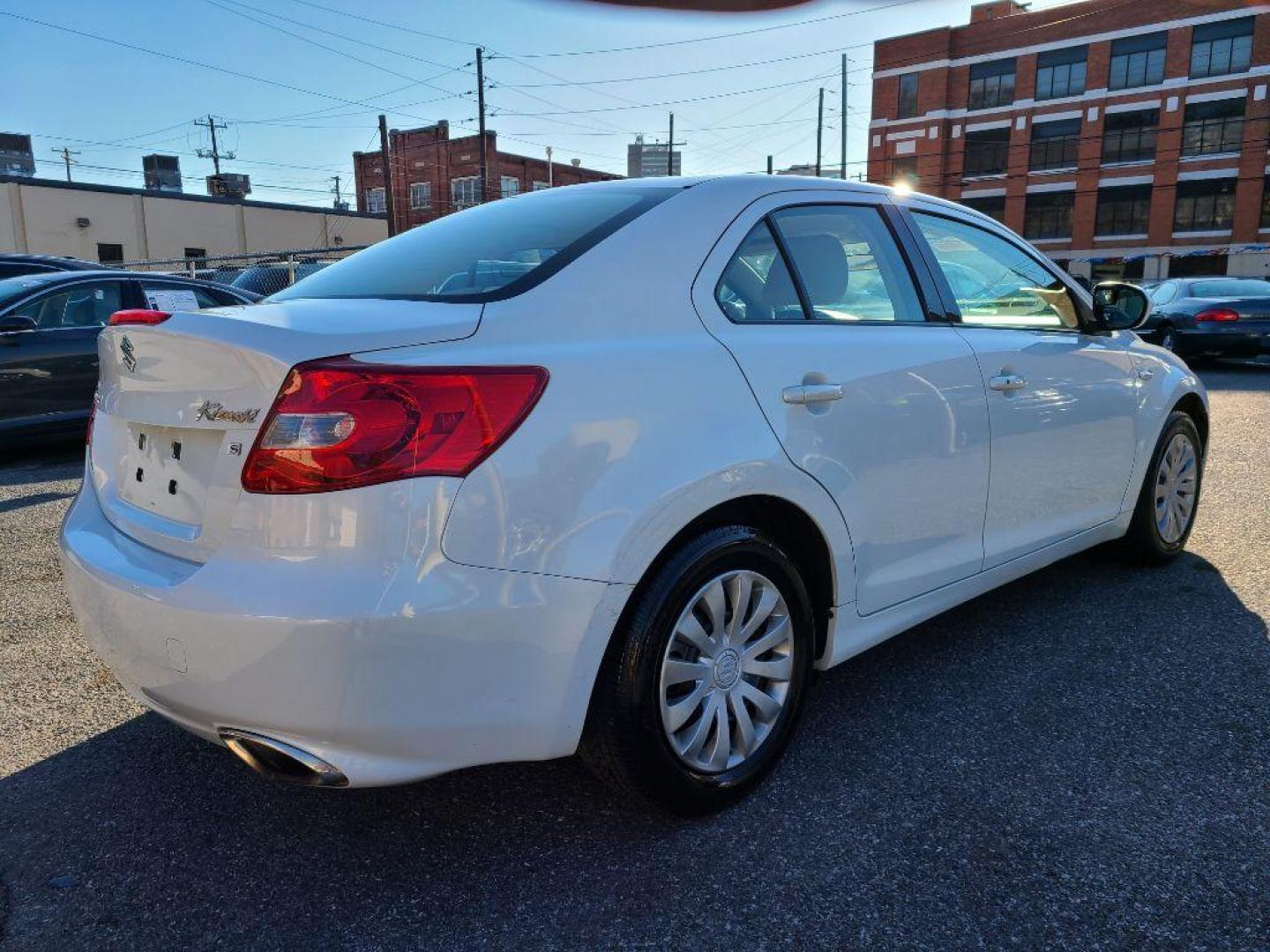 2010 WHITE SUZUKI KIZASHI S (JS2RF9A16A6) with an 2.4L engine, Continuously Variable transmission, located at 117 North Cameron Street, Harrisburg, PA, 17101, (717) 963-8962, 40.267021, -76.875351 - WE FINANCE!!! Good Credit/ Bad Credit/ No Credit - ALL Trade-Ins Welcomed!!! ***Guaranteed Credit Approval*** APPLY ONLINE or CALL us TODAY ;) Internet Prices and Marketplace Prices are SPECIAL discounted ***CASH DEALS*** Retail Prices are higher. Please call us to discuss your cash and finan - Photo#4