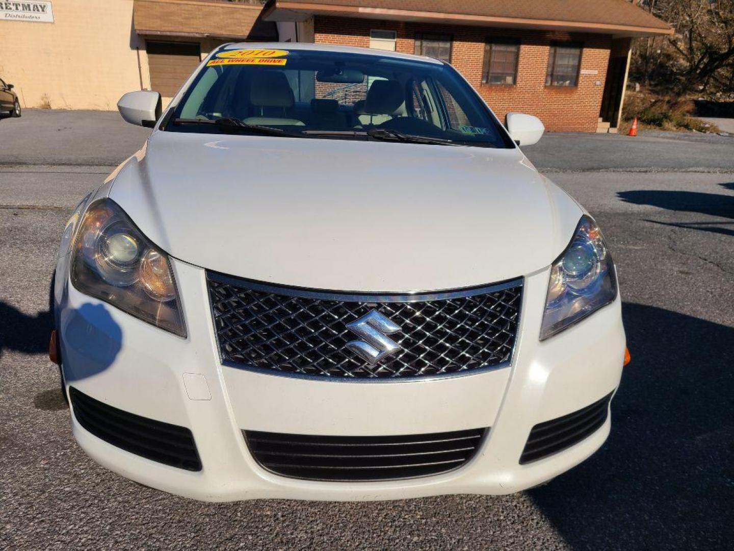 2010 WHITE SUZUKI KIZASHI S (JS2RF9A16A6) with an 2.4L engine, Continuously Variable transmission, located at 117 North Cameron Street, Harrisburg, PA, 17101, (717) 963-8962, 40.267021, -76.875351 - WE FINANCE!!! Good Credit/ Bad Credit/ No Credit - ALL Trade-Ins Welcomed!!! ***Guaranteed Credit Approval*** APPLY ONLINE or CALL us TODAY ;) Internet Prices and Marketplace Prices are SPECIAL discounted ***CASH DEALS*** Retail Prices are higher. Please call us to discuss your cash and finan - Photo#7