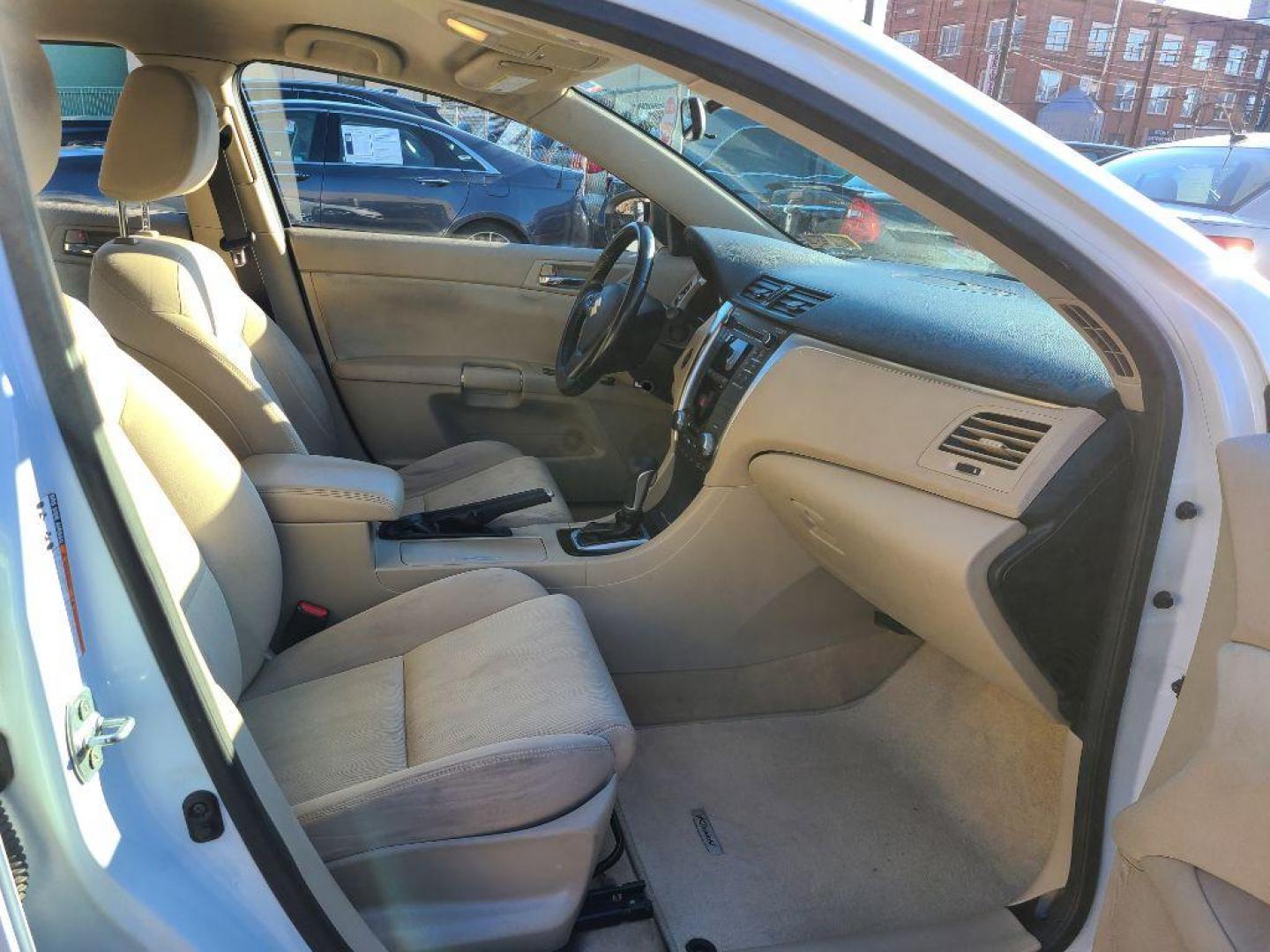 2010 WHITE SUZUKI KIZASHI S (JS2RF9A16A6) with an 2.4L engine, Continuously Variable transmission, located at 117 North Cameron Street, Harrisburg, PA, 17101, (717) 963-8962, 40.267021, -76.875351 - WE FINANCE!!! Good Credit/ Bad Credit/ No Credit - ALL Trade-Ins Welcomed!!! ***Guaranteed Credit Approval*** APPLY ONLINE or CALL us TODAY ;) Internet Prices and Marketplace Prices are SPECIAL discounted ***CASH DEALS*** Retail Prices are higher. Please call us to discuss your cash and finan - Photo#8