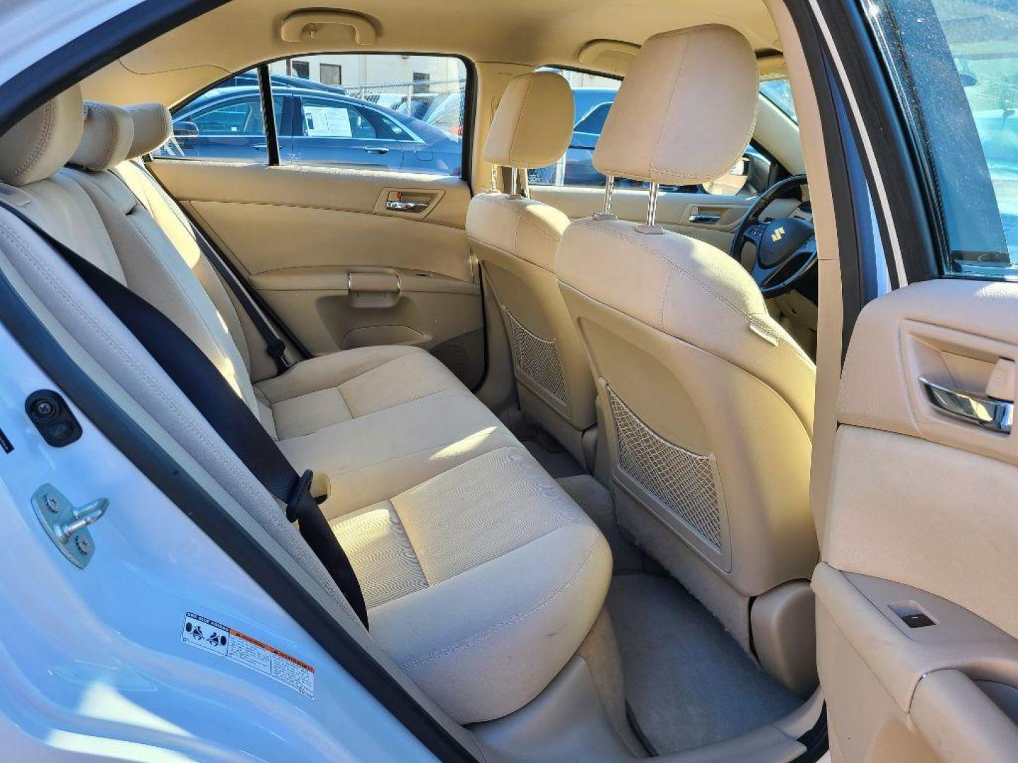 2010 WHITE SUZUKI KIZASHI S (JS2RF9A16A6) with an 2.4L engine, Continuously Variable transmission, located at 117 North Cameron Street, Harrisburg, PA, 17101, (717) 963-8962, 40.267021, -76.875351 - WE FINANCE!!! Good Credit/ Bad Credit/ No Credit - ALL Trade-Ins Welcomed!!! ***Guaranteed Credit Approval*** APPLY ONLINE or CALL us TODAY ;) Internet Prices and Marketplace Prices are SPECIAL discounted ***CASH DEALS*** Retail Prices are higher. Please call us to discuss your cash and finan - Photo#9