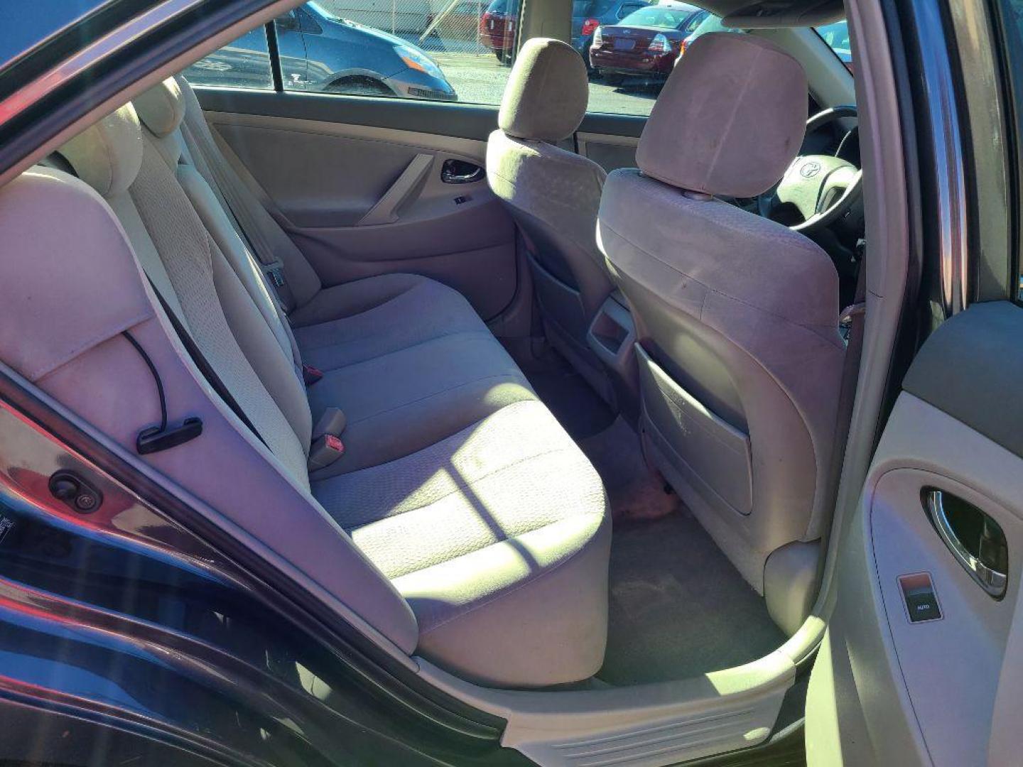 2010 GRAY TOYOTA CAMRY BASE (4T1BF3EK2AU) with an 2.5L engine, Automatic transmission, located at 117 North Cameron Street, Harrisburg, PA, 17101, (717) 963-8962, 40.267021, -76.875351 - WE FINANCE!!! Good Credit/ Bad Credit/ No Credit - ALL Trade-Ins Welcomed!!! ***Guaranteed Credit Approval*** APPLY ONLINE or CALL us TODAY ;) Internet Prices and Marketplace Prices are SPECIAL discounted ***CASH DEALS*** Retail Prices are higher. Please call us to discuss your cash and finan - Photo#10