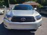 2010 SILVER TOYOTA HIGHLANDER SPORT (5TDEK3EH4AS) with an 3.5L engine, Automatic transmission, located at 7981 Paxton Street, Harrisburg, PA, 17111, (717) 561-2926, 40.261490, -76.749229 - WE FINANCE!!! Good Credit/ Bad Credit/ No Credit - ALL Trade-Ins Welcomed!!! ***Guaranteed Credit Approval*** APPLY ONLINE or CALL us TODAY ;) Please call us to discuss your cash and financing options. - Photo#7