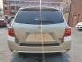 2010 BEIGE TOYOTA HIGHLANDER BASE (5TDBK3EH4AS) with an 3.5L engine, Automatic transmission, located at 7981 Paxton Street, Harrisburg, PA, 17111, (717) 561-2926, 40.261490, -76.749229 - WE FINANCE!!! Good Credit/ Bad Credit/ No Credit - ALL Trade-Ins Welcomed!!! ***Guaranteed Credit Approval*** APPLY ONLINE or CALL us TODAY ;) Internet Prices and Marketplace Prices are SPECIAL discounted ***CASH DEALS*** Retail Prices are higher. Please call us to discuss your cash and finan - Photo#3
