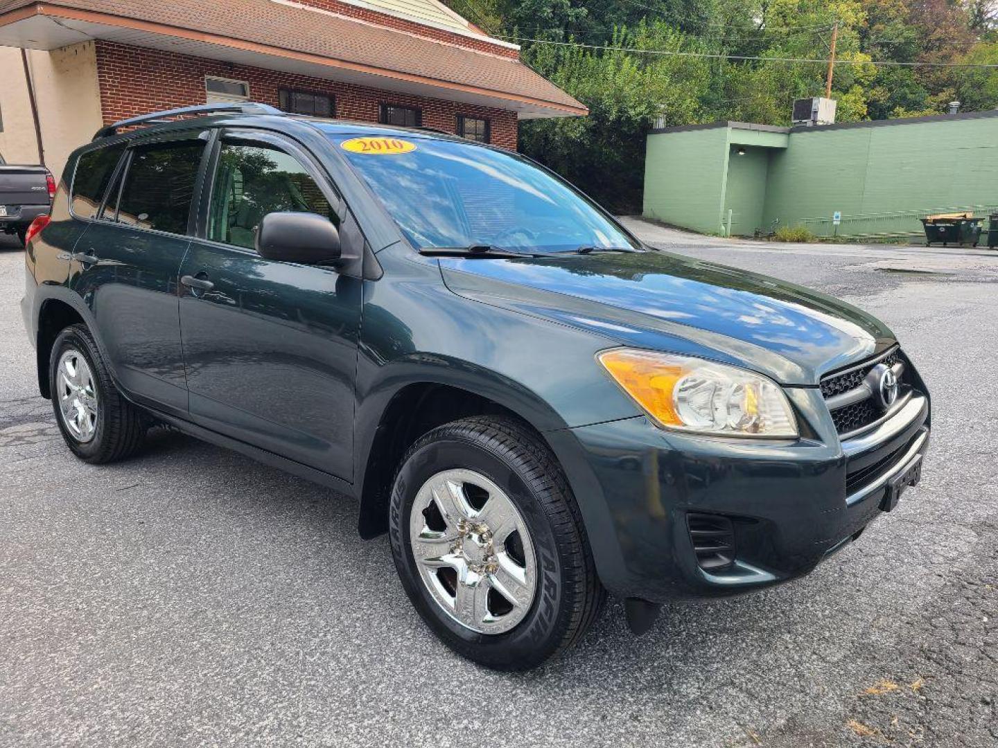 2010 BLACK TOYOTA RAV4 NATL (2T3BF4DV3AW) with an 2.5L engine, Automatic transmission, located at 7981 Paxton Street, Harrisburg, PA, 17111, (717) 561-2926, 40.261490, -76.749229 - WE FINANCE!!! Good Credit/ Bad Credit/ No Credit - ALL Trade-Ins Welcomed!!! ***Guaranteed Credit Approval*** APPLY ONLINE or CALL us TODAY ;) Internet Prices and Marketplace Prices are SPECIAL discounted ***CASH DEALS*** Retail Prices are higher. Please call us to discuss your cash and finan - Photo#6