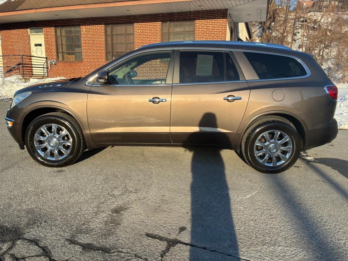 2011 BROWN BUICK ENCLAVE CXL (5GAKRBED7BJ) with an 3.6L engine, Automatic transmission, located at 117 North Cameron Street, Harrisburg, PA, 17101, (717) 963-8962, 40.267021, -76.875351 - WE FINANCE!!! Good Credit/ Challenged Credit/ No Credit - ALL Trade-Ins Welcomed!!! APPLY ONLINE or CALL us TODAY ;) Please call us to discuss your cash and/or financing options. - Photo#1