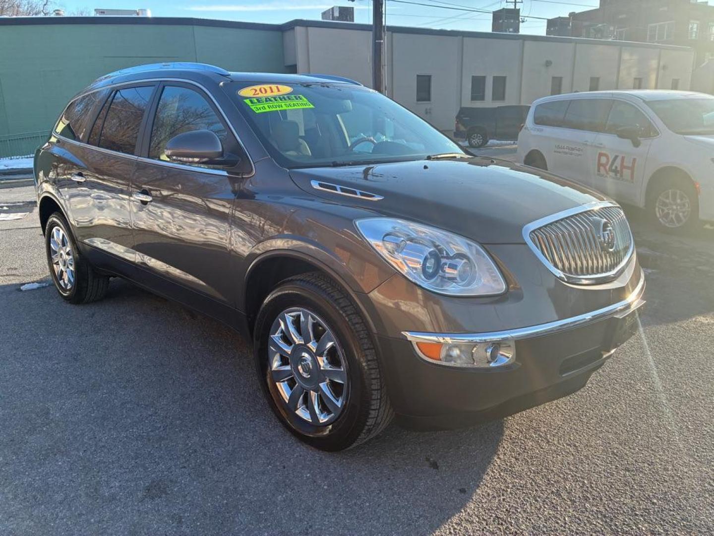 2011 BROWN BUICK ENCLAVE CXL (5GAKRBED7BJ) with an 3.6L engine, Automatic transmission, located at 117 North Cameron Street, Harrisburg, PA, 17101, (717) 963-8962, 40.267021, -76.875351 - WE FINANCE!!! Good Credit/ Challenged Credit/ No Credit - ALL Trade-Ins Welcomed!!! APPLY ONLINE or CALL us TODAY ;) Please call us to discuss your cash and/or financing options. - Photo#6