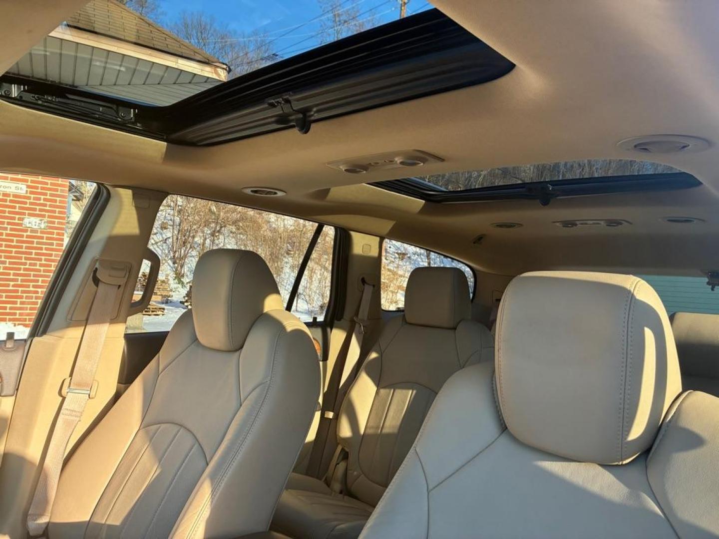 2011 BROWN BUICK ENCLAVE CXL (5GAKRBED7BJ) with an 3.6L engine, Automatic transmission, located at 117 North Cameron Street, Harrisburg, PA, 17101, (717) 963-8962, 40.267021, -76.875351 - WE FINANCE!!! Good Credit/ Challenged Credit/ No Credit - ALL Trade-Ins Welcomed!!! APPLY ONLINE or CALL us TODAY ;) Please call us to discuss your cash and/or financing options. - Photo#16