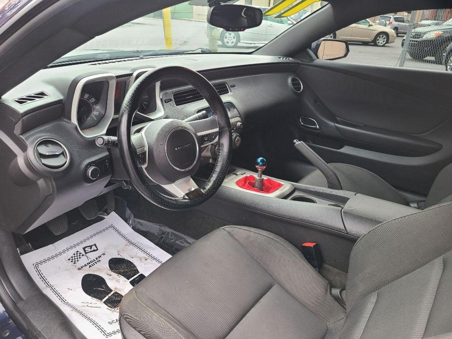 2011 BLUE CHEVROLET CAMARO RS (2G1FF1ED4B9) with an 3.6L engine, 6-Speed Manual transmission, located at 117 North Cameron Street, Harrisburg, PA, 17101, (717) 963-8962, 40.267021, -76.875351 - Photo#12