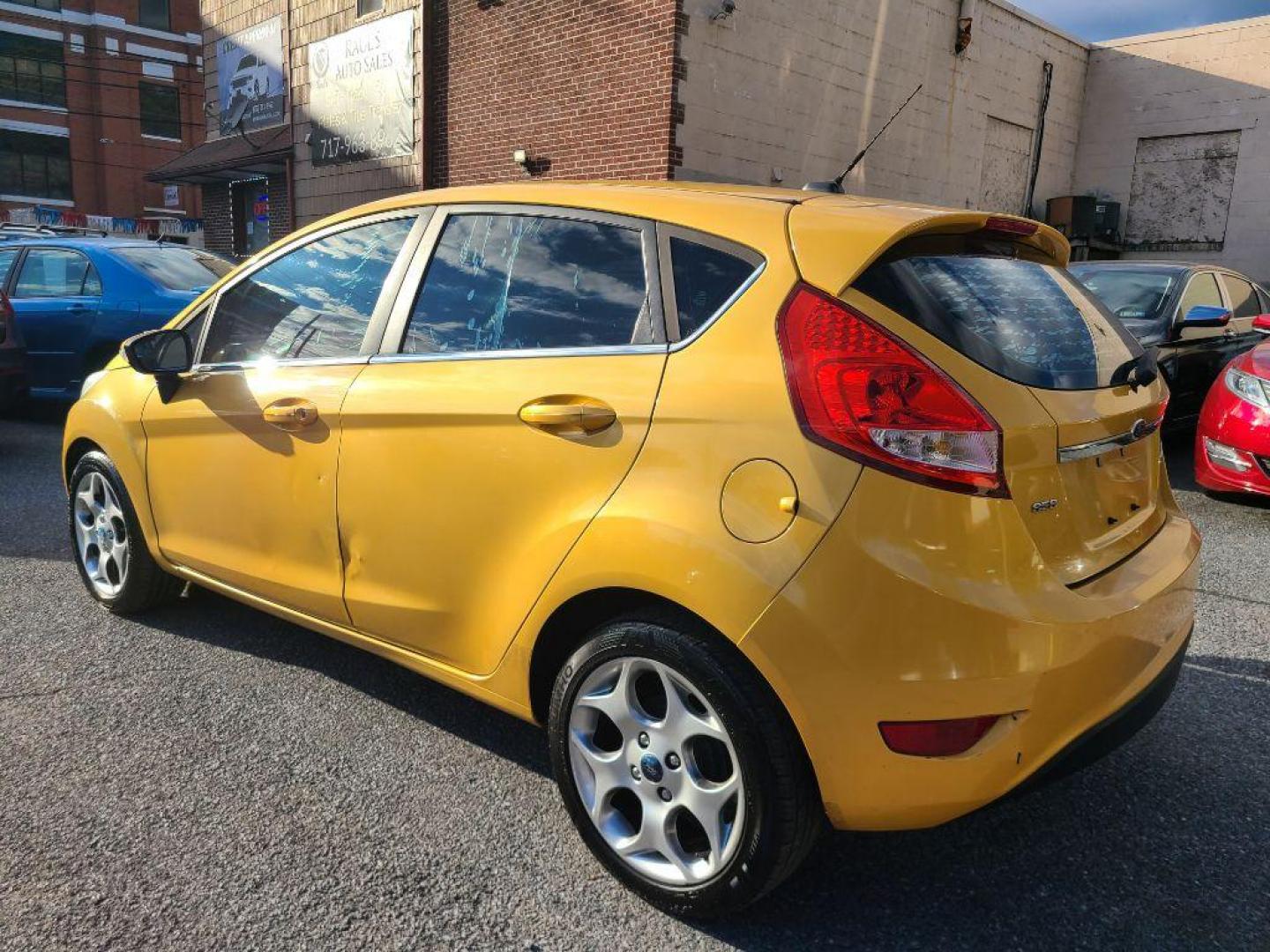 2011 GOLD FORD FIESTA SES (3FADP4FJ4BM) with an 1.6L engine, Automatic transmission, located at 117 North Cameron Street, Harrisburg, PA, 17101, (717) 963-8962, 40.267021, -76.875351 - WE FINANCE!!! Good Credit/ Bad Credit/ No Credit - ALL Trade-Ins Welcomed!!! ***Guaranteed Credit Approval*** APPLY ONLINE or CALL us TODAY ;) Please call us to discuss your cash and financing options. - Photo#2