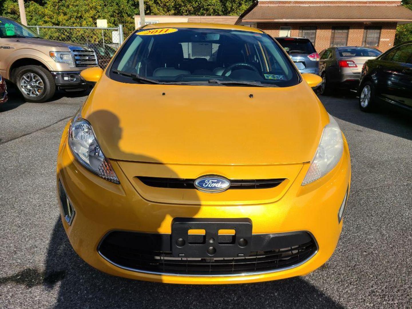 2011 GOLD FORD FIESTA SES (3FADP4FJ4BM) with an 1.6L engine, Automatic transmission, located at 117 North Cameron Street, Harrisburg, PA, 17101, (717) 963-8962, 40.267021, -76.875351 - WE FINANCE!!! Good Credit/ Bad Credit/ No Credit - ALL Trade-Ins Welcomed!!! ***Guaranteed Credit Approval*** APPLY ONLINE or CALL us TODAY ;) Please call us to discuss your cash and financing options. - Photo#7