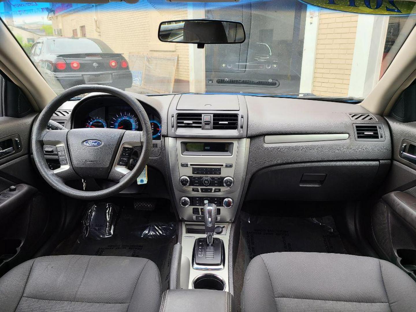 2011 BLUE FORD FUSION SE (3FAHP0HAXBR) with an 2.5L engine, Automatic transmission, located at 117 North Cameron Street, Harrisburg, PA, 17101, (717) 963-8962, 40.267021, -76.875351 - WE FINANCE!!! Good Credit/ Bad Credit/ No Credit - ALL Trade-Ins Welcomed!!! ***Guaranteed Credit Approval*** APPLY ONLINE or CALL us TODAY ;) Internet Prices and Marketplace Prices are SPECIAL discounted ***CASH DEALS*** Retail Prices are higher. Please call us to discuss your cash and finan - Photo#9