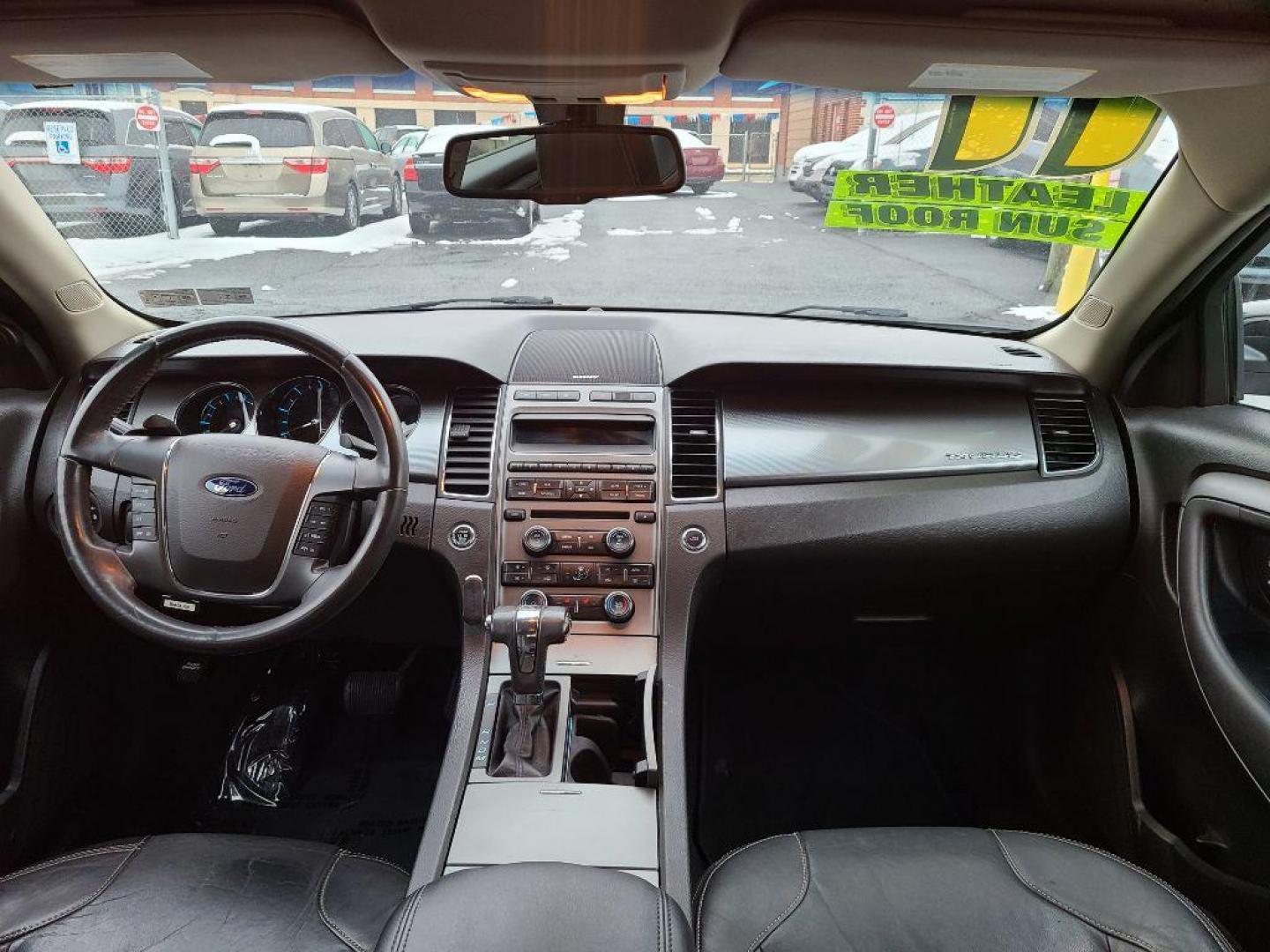 2011 BLACK FORD TAURUS SEL (1FAHP2EW6BG) with an 3.5L engine, Automatic transmission, located at 117 North Cameron Street, Harrisburg, PA, 17101, (717) 963-8962, 40.267021, -76.875351 - Photo#9