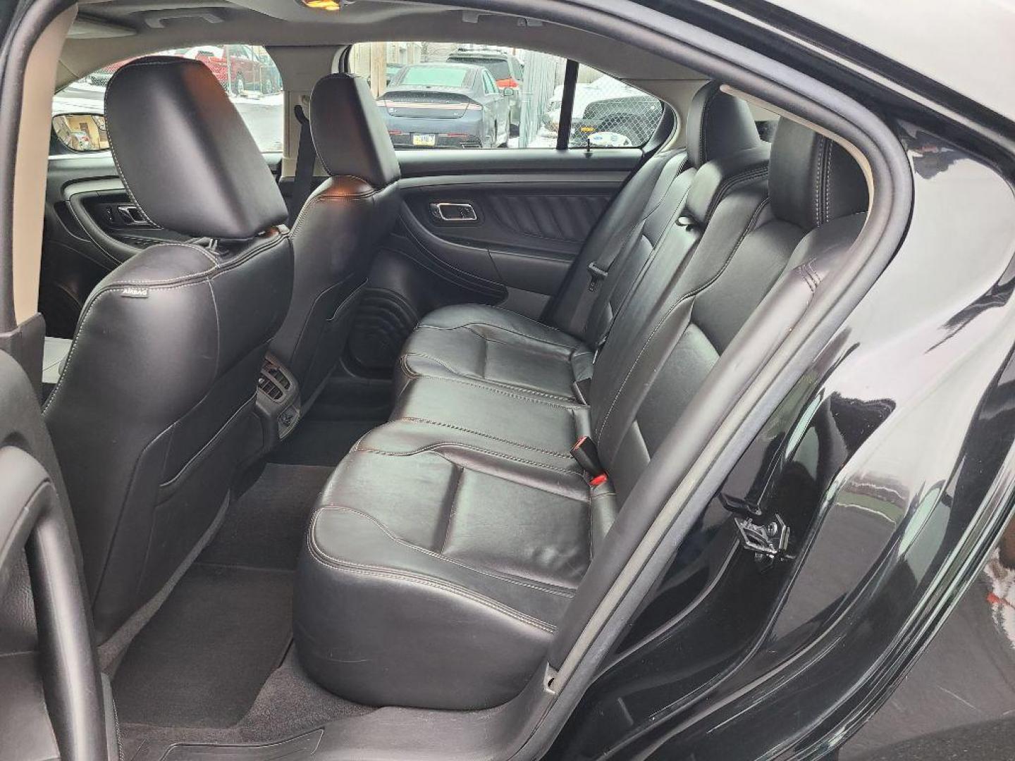 2011 BLACK FORD TAURUS SEL (1FAHP2EW6BG) with an 3.5L engine, Automatic transmission, located at 117 North Cameron Street, Harrisburg, PA, 17101, (717) 963-8962, 40.267021, -76.875351 - Photo#13