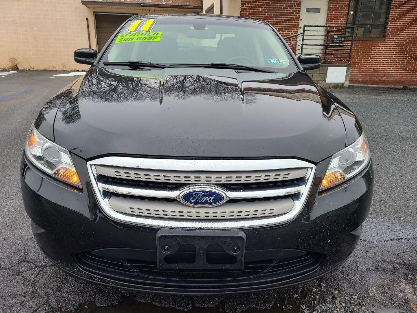 2011 BLACK FORD TAURUS SEL (1FAHP2EW6BG) with an 3.5L engine, Automatic transmission, located at 117 North Cameron Street, Harrisburg, PA, 17101, (717) 963-8962, 40.267021, -76.875351 - Photo#7