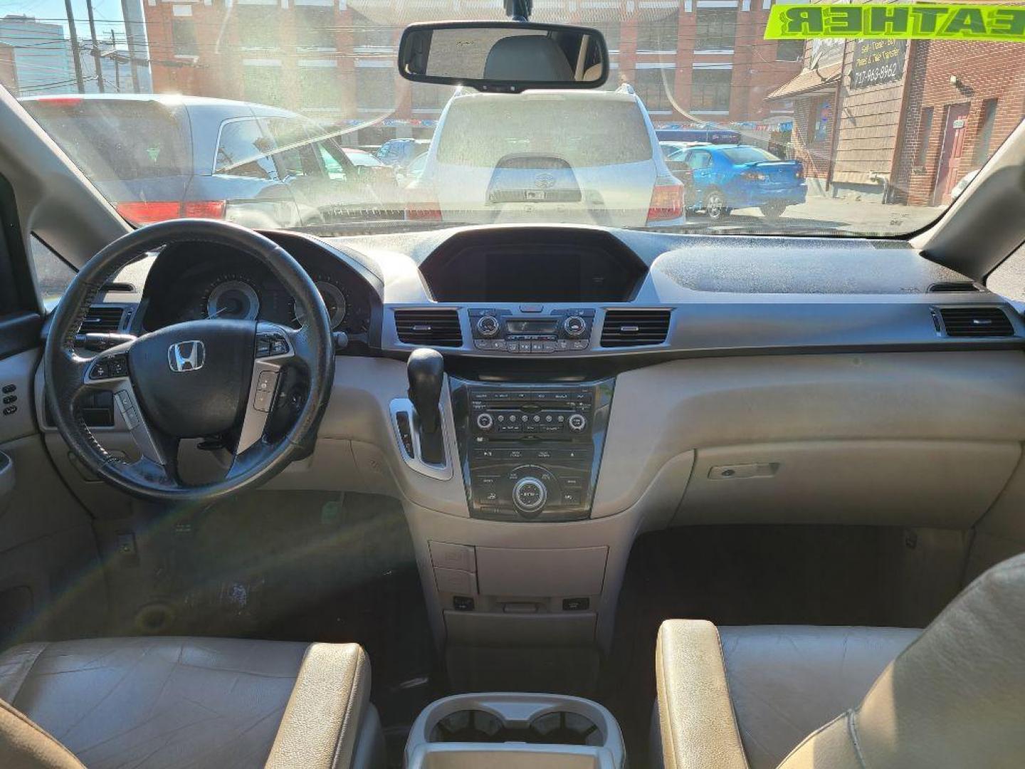 2011 GRAY HONDA ODYSSEY TOURING (5FNRL5H92BB) with an 3.5L engine, Automatic transmission, located at 7981 Paxton Street, Harrisburg, PA, 17111, (717) 561-2926, 40.261490, -76.749229 - WE FINANCE!!! Good Credit/ Bad Credit/ No Credit - ALL Trade-Ins Welcomed!!! ***Guaranteed Credit Approval*** APPLY ONLINE or CALL us TODAY ;) Please call us to discuss your cash and financing options. - Photo#9
