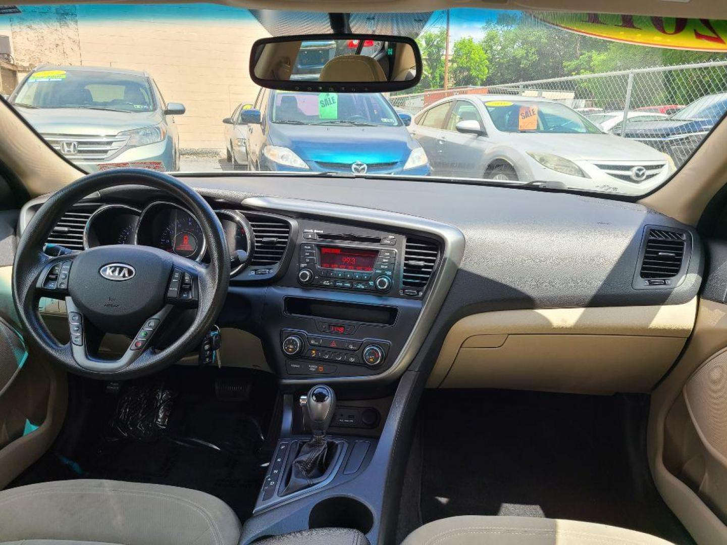 2011 SILVER KIA OPTIMA LX (KNAGM4A70B5) with an 2.4L engine, Automatic transmission, located at 117 North Cameron Street, Harrisburg, PA, 17101, (717) 963-8962, 40.267021, -76.875351 - WE FINANCE!!! Good Credit/ Bad Credit/ No Credit - ALL Trade-Ins Welcomed!!! ***Guaranteed Credit Approval*** APPLY ONLINE or CALL us TODAY ;) Internet Prices and Marketplace Prices are SPECIAL discounted ***CASH DEALS*** Retail Prices are higher. Please call us to discuss your cash and finan - Photo#9