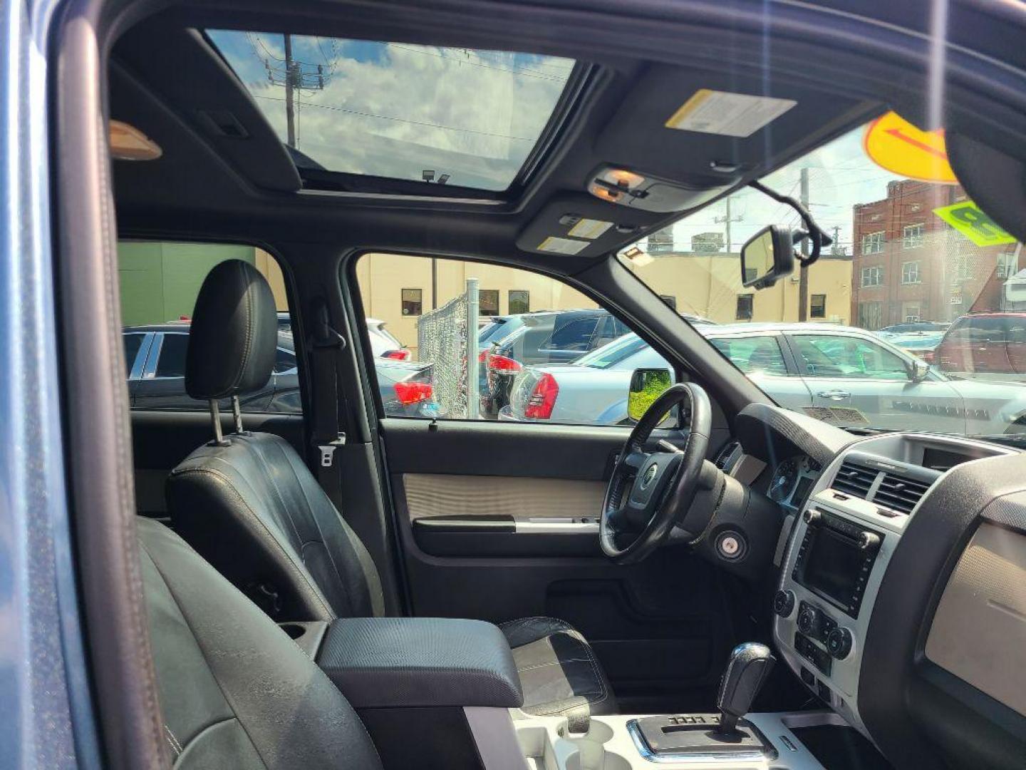 2011 BLUE MERCURY MARINER PREMIER (4M2CN9H73BK) with an 2.5L engine, Automatic transmission, located at 117 North Cameron Street, Harrisburg, PA, 17101, (717) 963-8962, 40.267021, -76.875351 - WE FINANCE!!! Good Credit/ Bad Credit/ No Credit - ALL Trade-Ins Welcomed!!! ***Guaranteed Credit Approval*** APPLY ONLINE or CALL us TODAY ;) Internet Prices and Marketplace Prices are SPECIAL discounted ***CASH DEALS*** Retail Prices are higher. Please call us to discuss your cash and finan - Photo#10