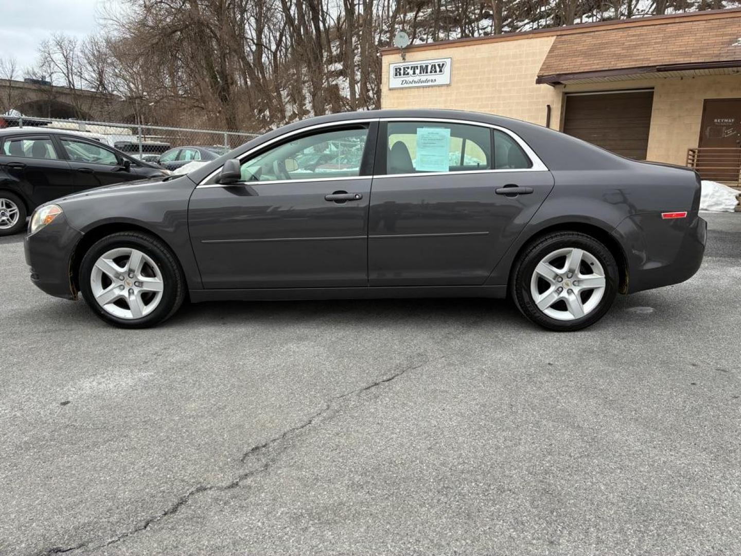 2012 GRAY CHEVROLET MALIBU LS (1G1ZA5EU6CF) with an 2.4L engine, Automatic transmission, located at 117 North Cameron Street, Harrisburg, PA, 17101, (717) 963-8962, 40.267021, -76.875351 - WE FINANCE!!! Good Credit/ Challenged Credit/ No Credit - ALL Trade-Ins Welcomed!!! APPLY ONLINE or CALL us TODAY ;) Please call us to discuss your cash and/or financing options. - Photo#1