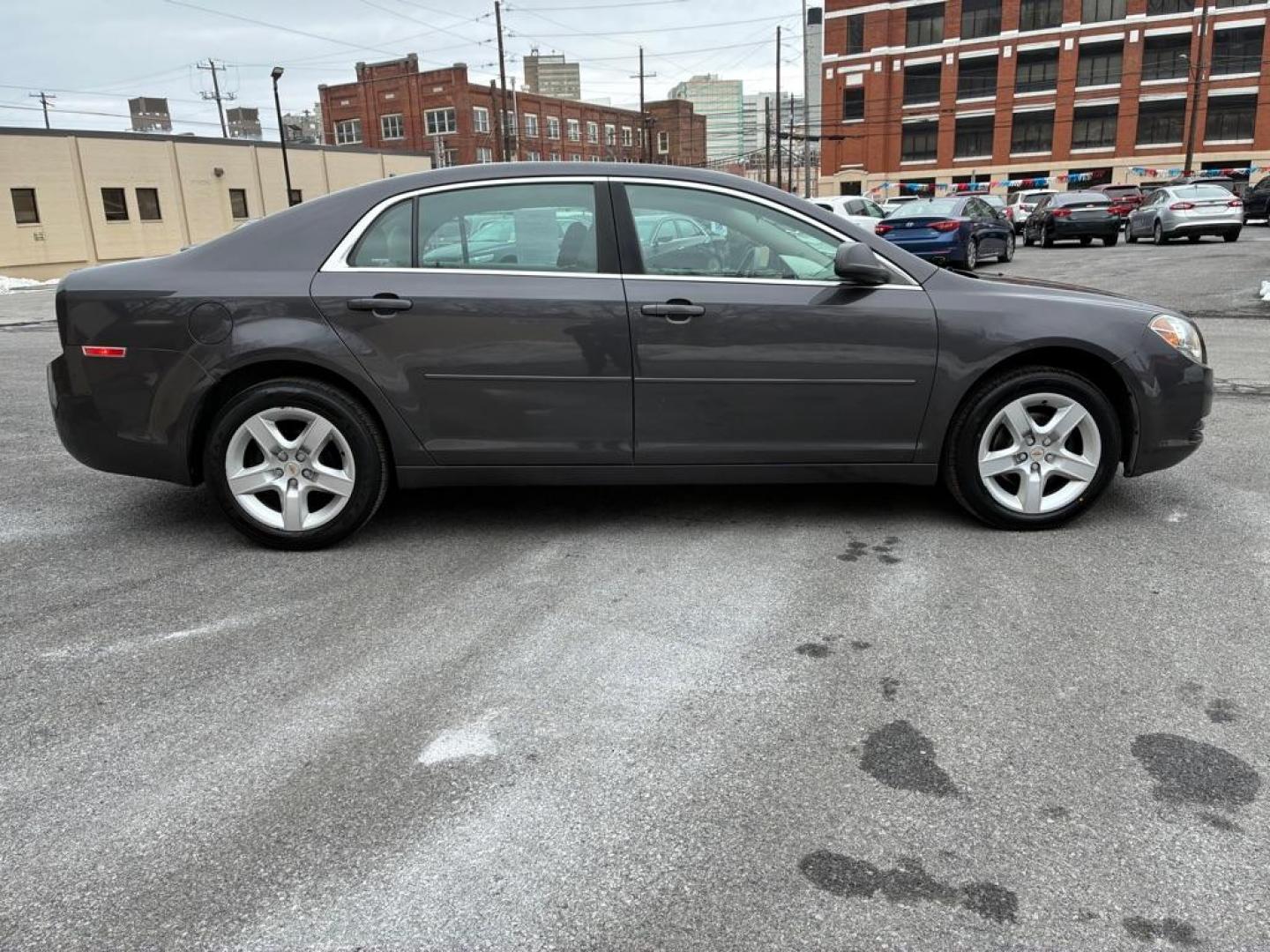 2012 GRAY CHEVROLET MALIBU LS (1G1ZA5EU6CF) with an 2.4L engine, Automatic transmission, located at 117 North Cameron Street, Harrisburg, PA, 17101, (717) 963-8962, 40.267021, -76.875351 - WE FINANCE!!! Good Credit/ Challenged Credit/ No Credit - ALL Trade-Ins Welcomed!!! APPLY ONLINE or CALL us TODAY ;) Please call us to discuss your cash and/or financing options. - Photo#5