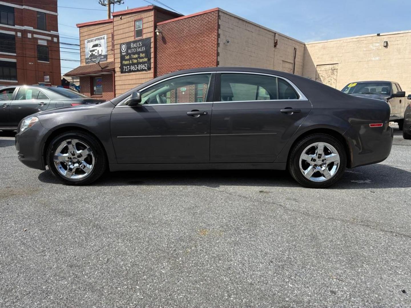 2012 GRAY CHEVROLET MALIBU LS (1G1ZA5EUXCF) with an 2.4L engine, Automatic transmission, located at 117 North Cameron Street, Harrisburg, PA, 17101, (717) 963-8962, 40.267021, -76.875351 - WE FINANCE!!! Good Credit/ Challenged Credit/ No Credit - ALL Trade-Ins Welcomed!!! APPLY ONLINE or CALL us TODAY ;) Please call us to discuss your cash and/or financing options. - Photo#1