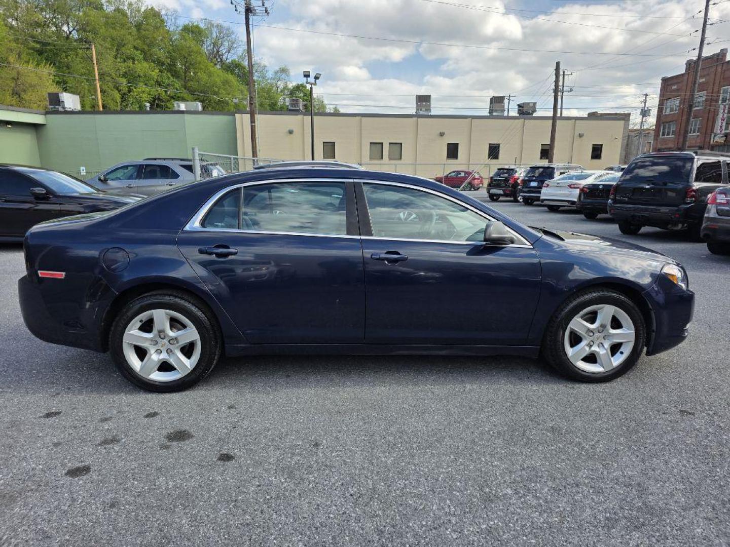 2012 BLUE CHEVROLET MALIBU LS (1G1ZA5EU3CF) with an 2.4L engine, Automatic transmission, located at 117 North Cameron Street, Harrisburg, PA, 17101, (717) 963-8962, 40.267021, -76.875351 - WE FINANCE!!! MOST vehicles are available for financing. Good Credit/ Challenged Credit/ No Credit - ALL Trade-Ins Welcomed!!! APPLY ONLINE or CALL us TODAY Please call us to discuss your cash and/or financing options. Thanks for checking our inventory! We're here to help. - Photo#5