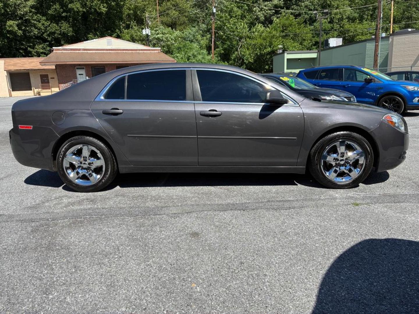 2012 GREY CHEVROLET MALIBU LS (1G1ZA5EU1CF) with an 2.4L engine, Automatic transmission, located at 117 North Cameron Street, Harrisburg, PA, 17101, (717) 963-8962, 40.267021, -76.875351 - WE FINANCE!!! MOST vehicles are available for financing. Good Credit/ Challenged Credit/ No Credit - ALL Trade-Ins Welcomed!!! APPLY ONLINE or CALL us TODAY Please call us to discuss your cash and/or financing options. Thanks for checking our inventory! We're here to help. - Photo#5