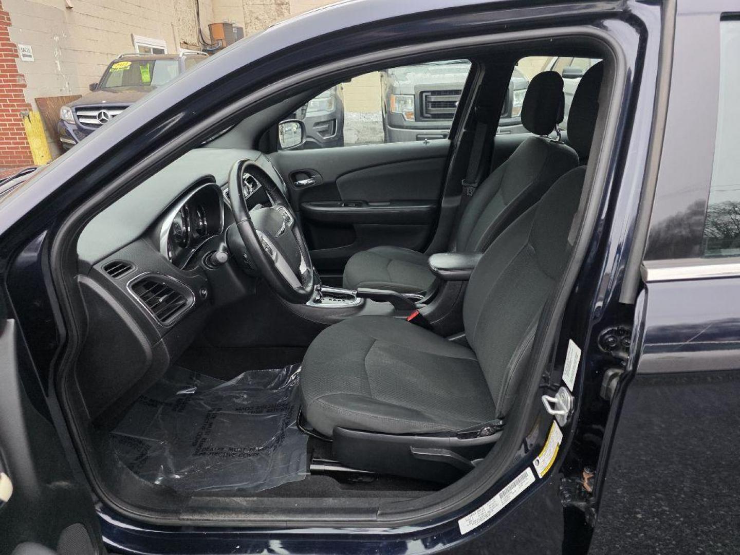 2012 BLUE CHRYSLER 200 TOURING (1C3CCBBB2CN) with an 2.4L engine, Automatic transmission, located at 117 North Cameron Street, Harrisburg, PA, 17101, (717) 963-8962, 40.267021, -76.875351 - WE FINANCE!!! Good Credit/ Challenged Credit/ No Credit - ALL Trade-Ins Welcomed!!! APPLY ONLINE or CALL us TODAY ;) Please call us to discuss your cash and/or financing options. - Photo#12