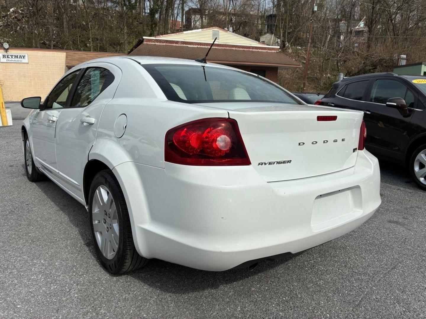 2012 WHITE DODGE AVENGER SE (1C3CDZAG7CN) with an 3.6L engine, Automatic transmission, located at 117 North Cameron Street, Harrisburg, PA, 17101, (717) 963-8962, 40.267021, -76.875351 - Photo#2