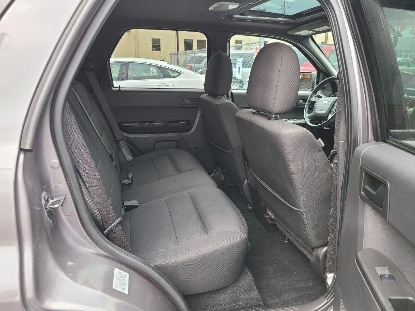 2012 GRAY FORD ESCAPE XLT (1FMCU0D78CK) with an 2.5L engine, Automatic transmission, located at 117 North Cameron Street, Harrisburg, PA, 17101, (717) 963-8962, 40.267021, -76.875351 - Photo#11