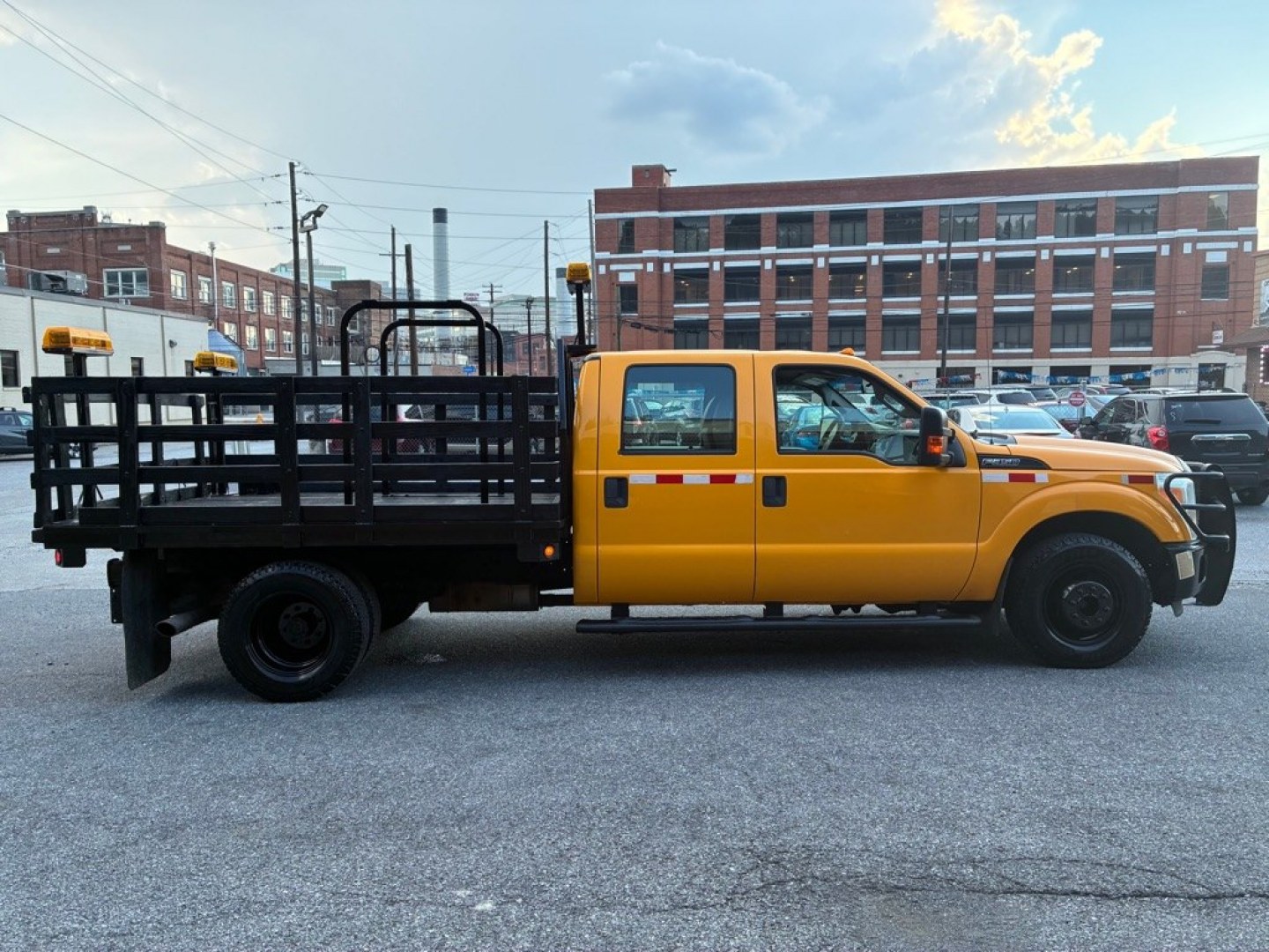 2012 YELLOW FORD F350 SUPER DUTY (1FD8W3G62CE) with an 6.2L engine, Automatic transmission, located at 117 North Cameron Street, Harrisburg, PA, 17101, (717) 963-8962, 40.267021, -76.875351 - Hard Top 8-Cylinder Flex Natural A/T Power Steering GRY Vinyl Seats A/C Power Windows Power Door Locks Driver Air Bag WE FINANCE!!! MOST vehicles are available for financing. Good Credit/ Challenged Credit/ No Credit - ALL Trade-Ins Welcomed!!! APPLY ONLINE or CALL us TODAY Pl- Photo#5