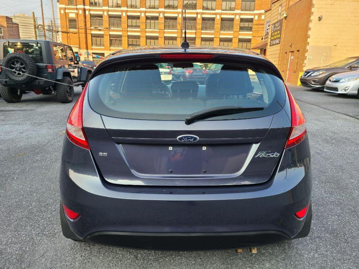 2012 GRAY FORD FIESTA SE (3FADP4EJ0CM) with an 1.6L engine, Automatic transmission, located at 117 North Cameron Street, Harrisburg, PA, 17101, (717) 963-8962, 40.267021, -76.875351 - WE FINANCE!!! Good Credit/ Bad Credit/ No Credit - ALL Trade-Ins Welcomed!!! ***Guaranteed Credit Approval*** APPLY ONLINE or CALL us TODAY ;) Internet Prices and Marketplace Prices are SPECIAL discounted ***CASH DEALS*** Retail Prices are higher. Please call us to discuss your cash and finan - Photo#3