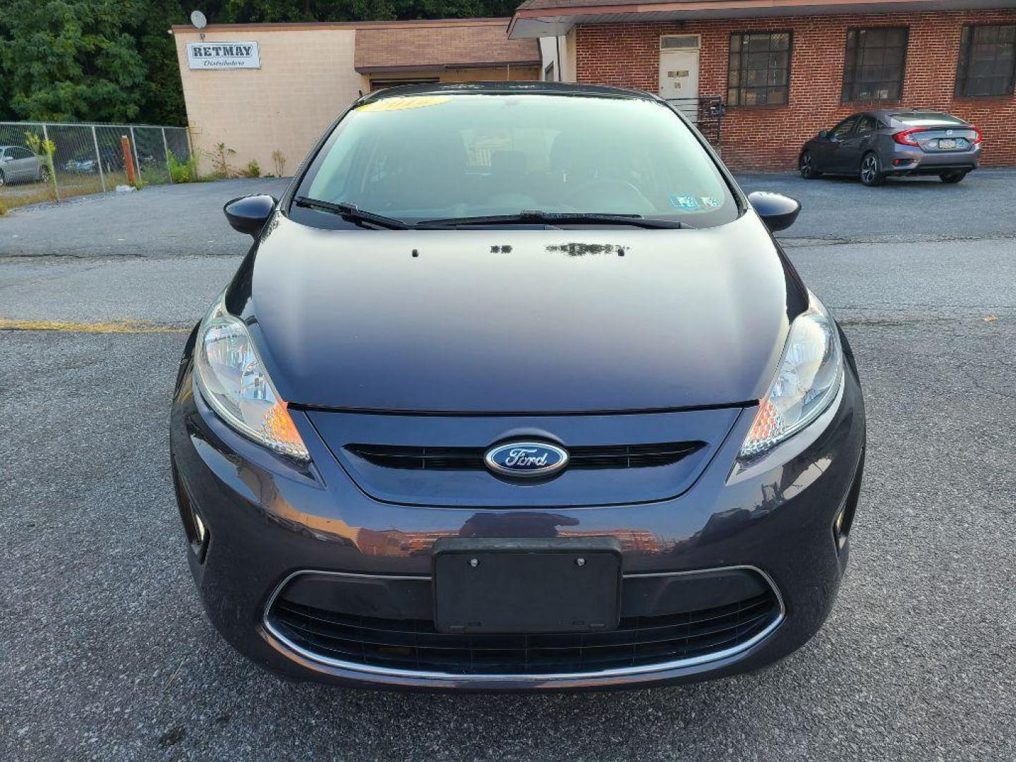 2012 GRAY FORD FIESTA SE (3FADP4EJ0CM) with an 1.6L engine, Automatic transmission, located at 117 North Cameron Street, Harrisburg, PA, 17101, (717) 963-8962, 40.267021, -76.875351 - WE FINANCE!!! Good Credit/ Bad Credit/ No Credit - ALL Trade-Ins Welcomed!!! ***Guaranteed Credit Approval*** APPLY ONLINE or CALL us TODAY ;) Internet Prices and Marketplace Prices are SPECIAL discounted ***CASH DEALS*** Retail Prices are higher. Please call us to discuss your cash and finan - Photo#7