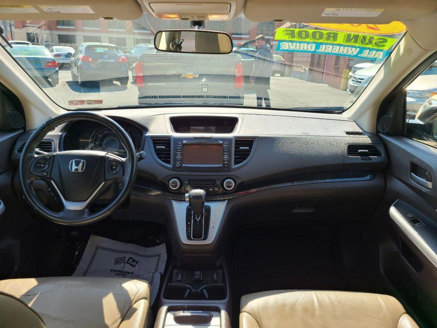 2012 GREEN HONDA CR-V EXL (JHLRM4H72CC) with an 2.4L engine, Automatic transmission, located at 117 North Cameron Street, Harrisburg, PA, 17101, (717) 963-8962, 40.267021, -76.875351 - WE FINANCE!!! Good Credit/ Bad Credit/ No Credit - ALL Trade-Ins Welcomed!!! ***Guaranteed Credit Approval*** APPLY ONLINE or CALL us TODAY ;) Internet Prices and Marketplace Prices are SPECIAL discounted ***CASH DEALS*** Retail Prices are higher. Please call us to discuss your cash and finan - Photo#9