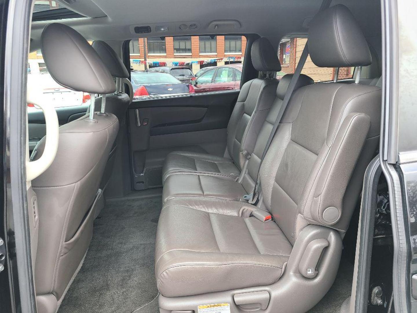 2012 BLACK HONDA ODYSSEY EXL (5FNRL5H61CB) with an 3.5L engine, Automatic transmission, located at 117 North Cameron Street, Harrisburg, PA, 17101, (717) 963-8962, 40.267021, -76.875351 - WE FINANCE!!! Good Credit/ Bad Credit/ No Credit - ALL Trade-Ins Welcomed!!! ***Guaranteed Credit Approval*** APPLY ONLINE or CALL us TODAY ;) Internet Prices and Marketplace Prices are SPECIAL discounted ***CASH DEALS*** Retail Prices are higher. Please call us to discuss your cash and finan - Photo#15