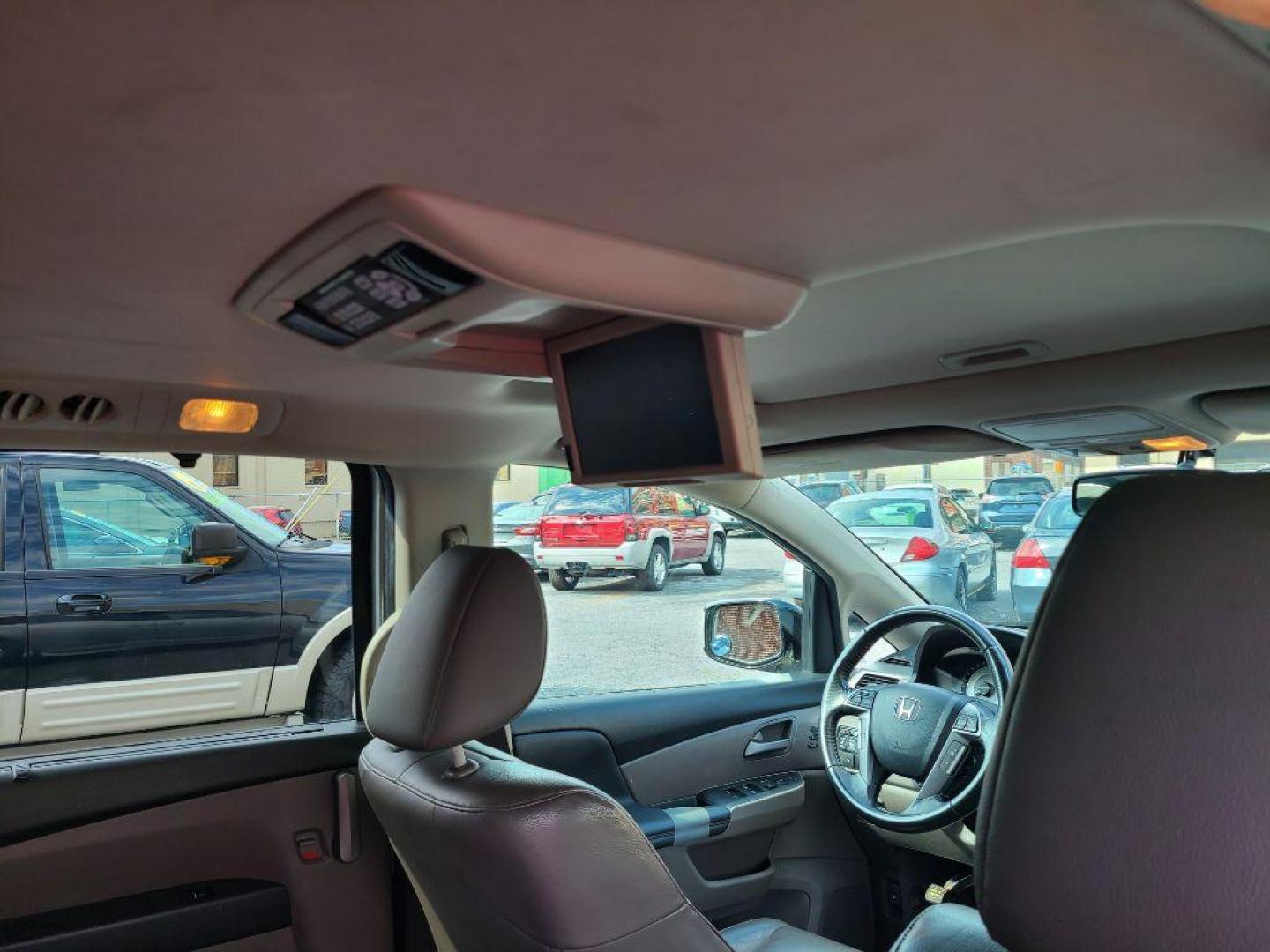 2012 GRAY HONDA ODYSSEY TOURING (5FNRL5H91CB) with an 3.5L engine, Automatic transmission, located at 117 North Cameron Street, Harrisburg, PA, 17101, (717) 963-8962, 40.267021, -76.875351 - WE FINANCE!!! Good Credit/ Bad Credit/ No Credit - ALL Trade-Ins Welcomed!!! ***Guaranteed Credit Approval*** APPLY ONLINE or CALL us TODAY ;) Internet Prices and Marketplace Prices are SPECIAL discounted ***CASH DEALS*** Retail Prices are higher. Please call us to discuss your cash and finan - Photo#10